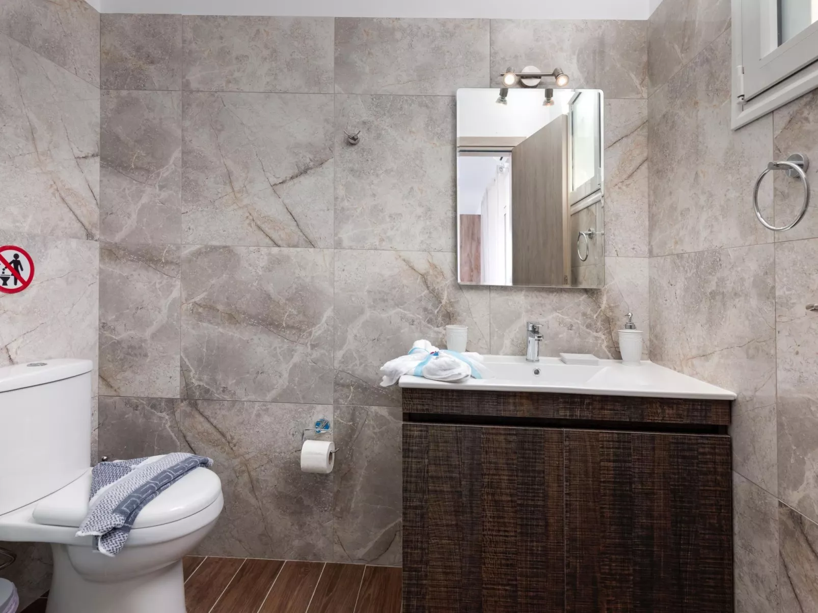 Ferienvilla Mika mit privatem Pool-Dedans