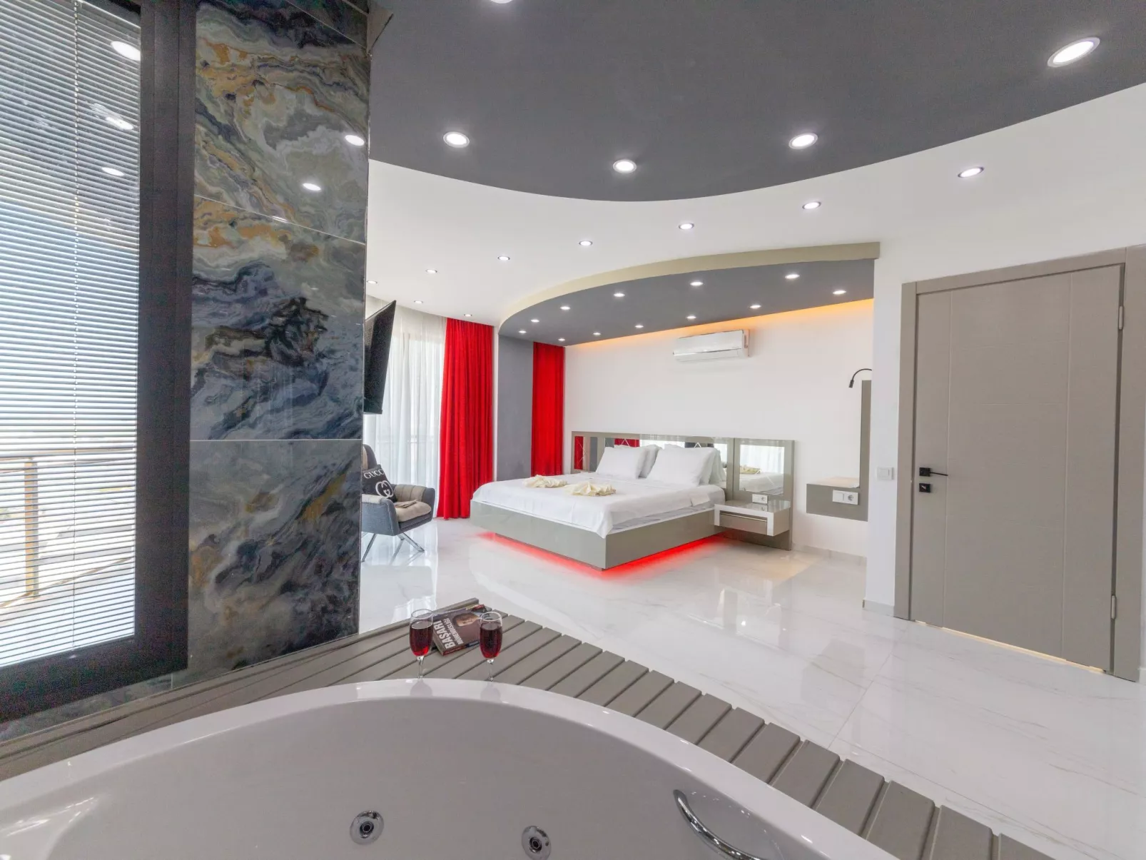 Moderne Villa in der Natur für 4 Personen-Dedans