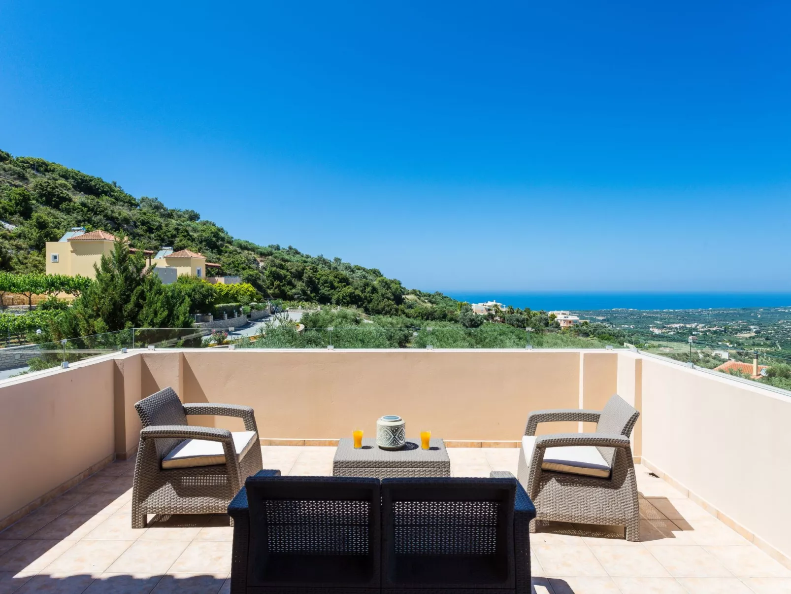 Familienfreundliche Villa mit privatem Pool und BBQ-Draußen