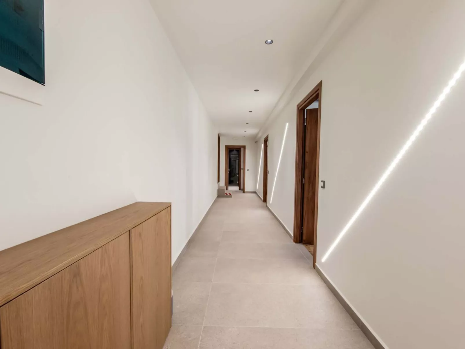 Villa Luna - 100m zum Meer und ''Free'' Beheizter Pool-Inside