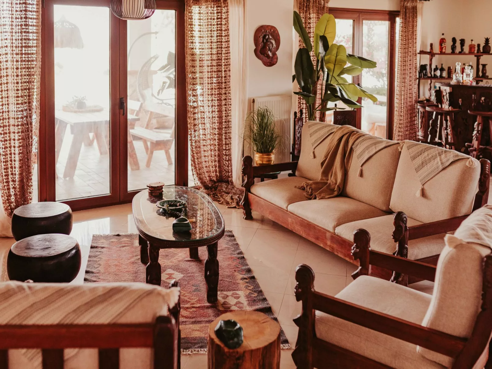 Villa Maya mit Pool und Bergblick-Dedans