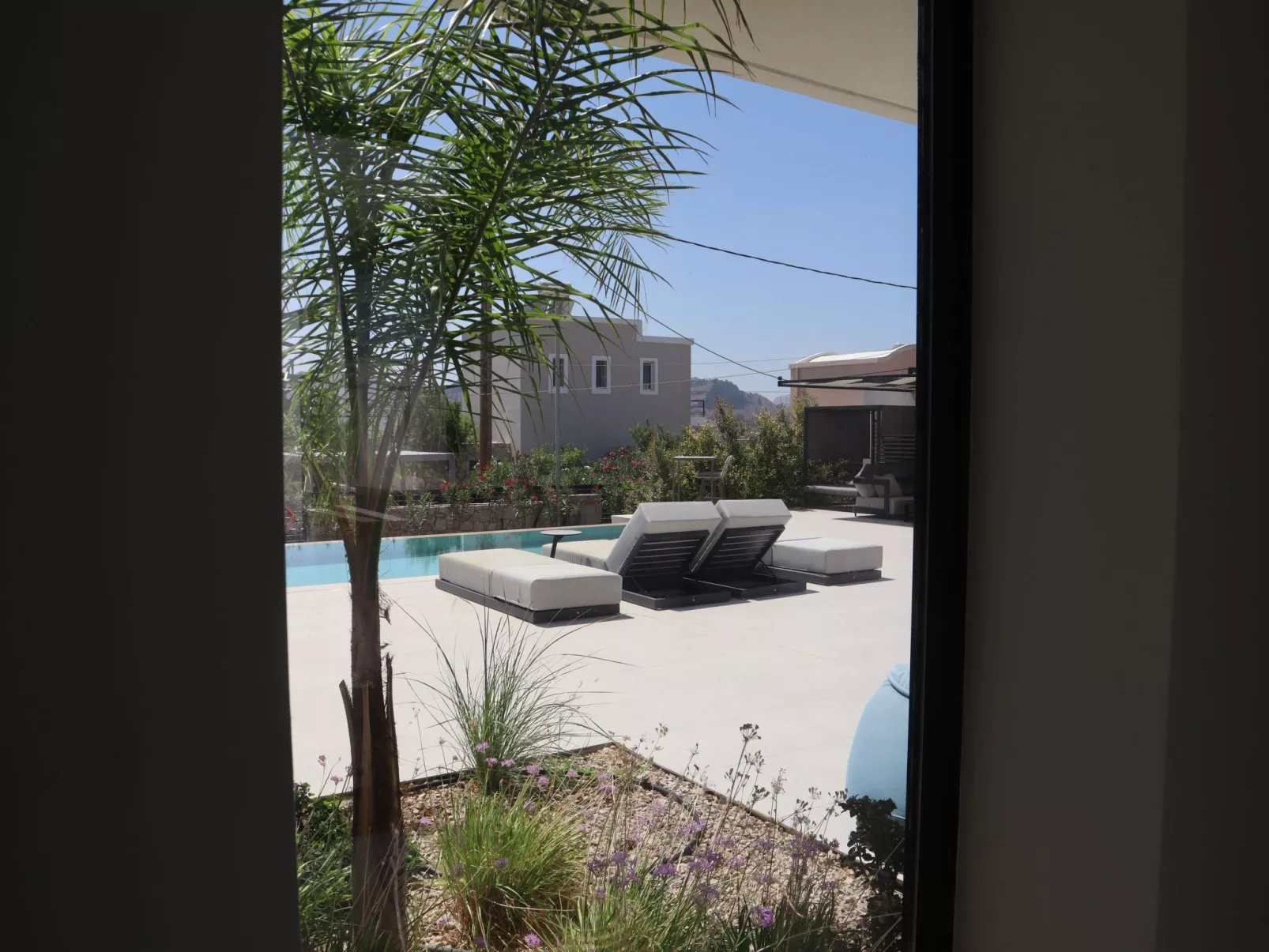 Trapezia Luxury Living - Mondstein-Dedans