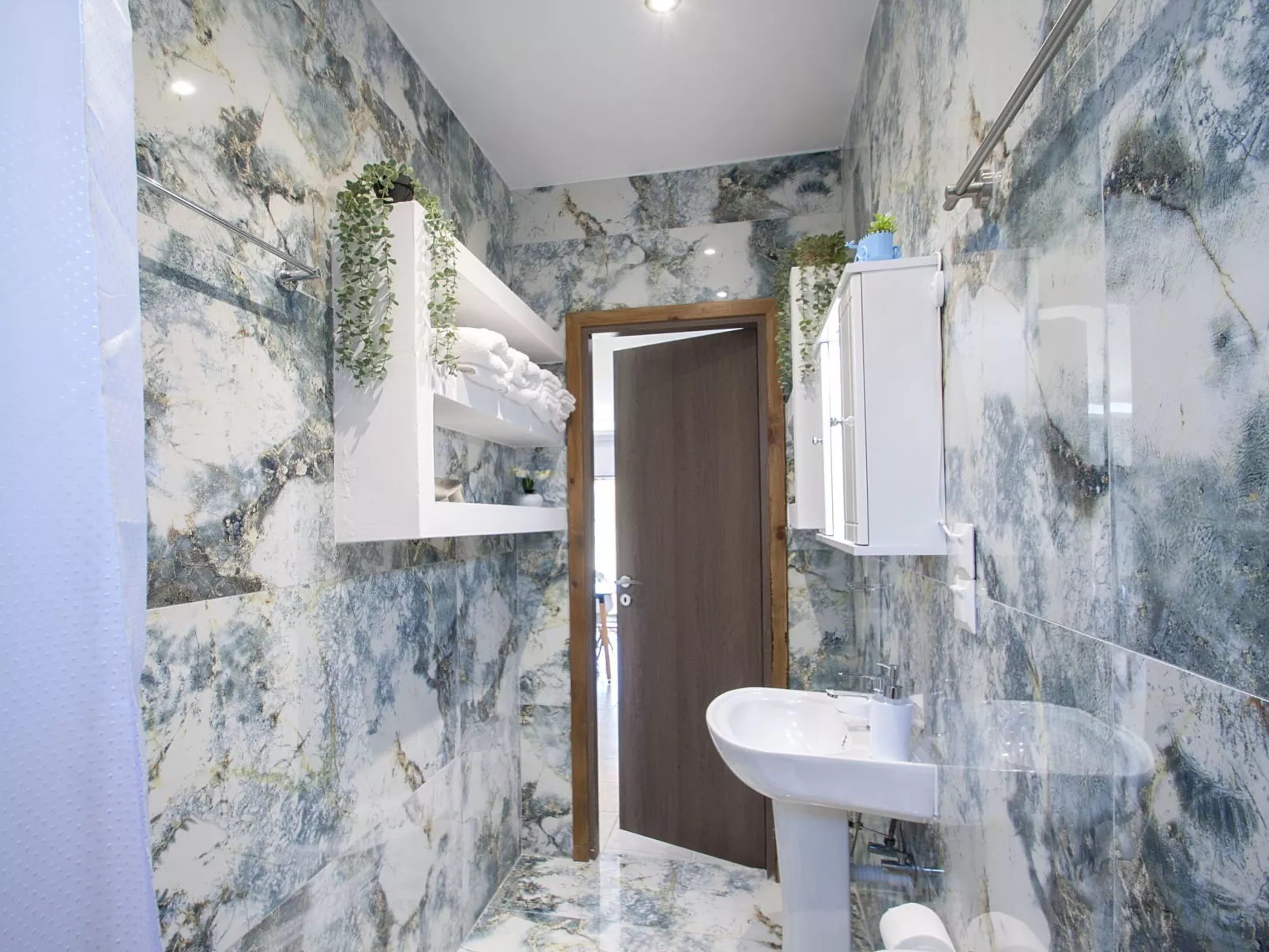 SkyFrame Villa mit atemberaubendem Blick auf das Meer...-Inside