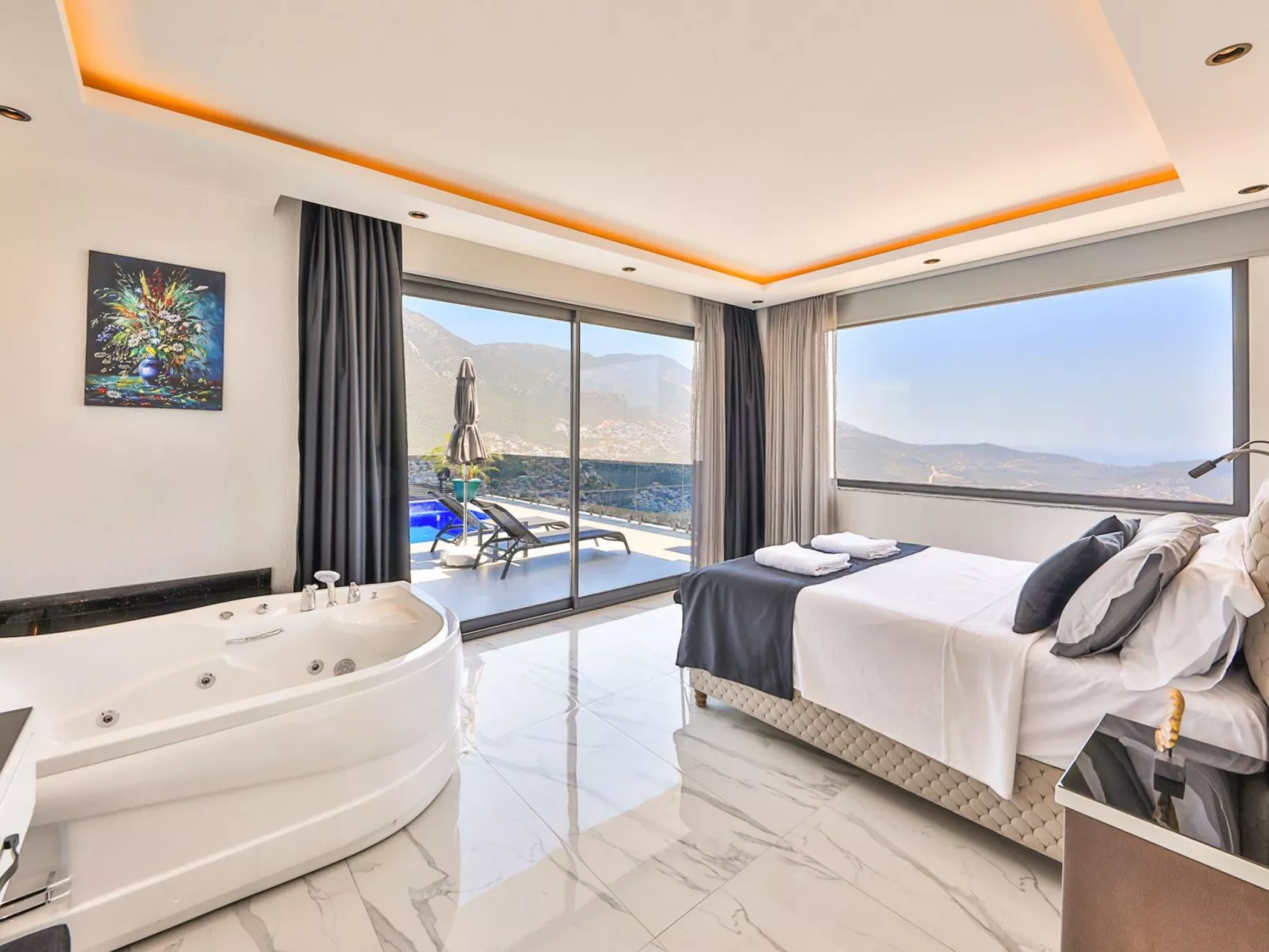 In Kalkan mit Privatem Pool-Inside