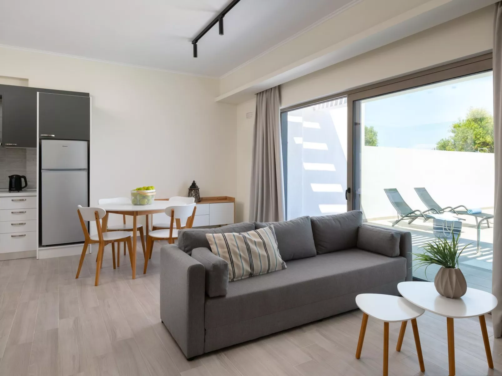 Armonia suites - Christos suite-Dedans