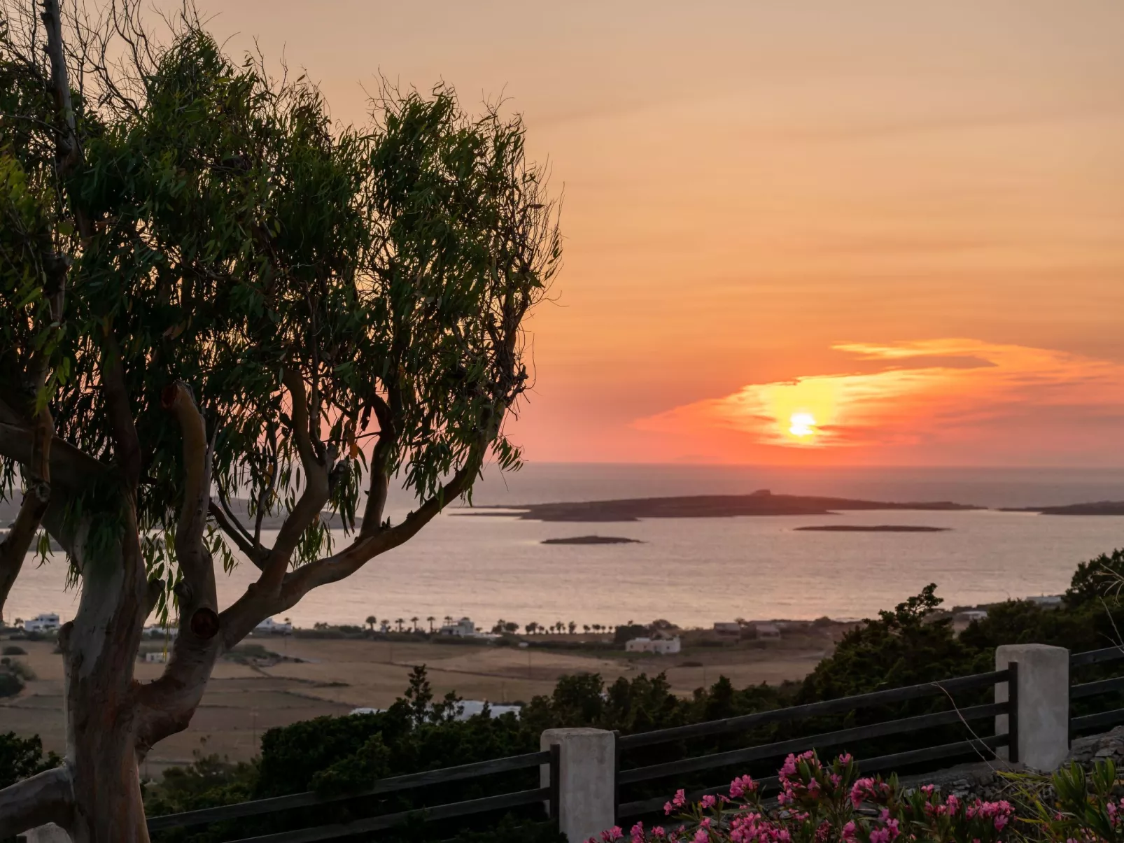 Die Villa und das Atelier des Bildhauers-Drinnen
