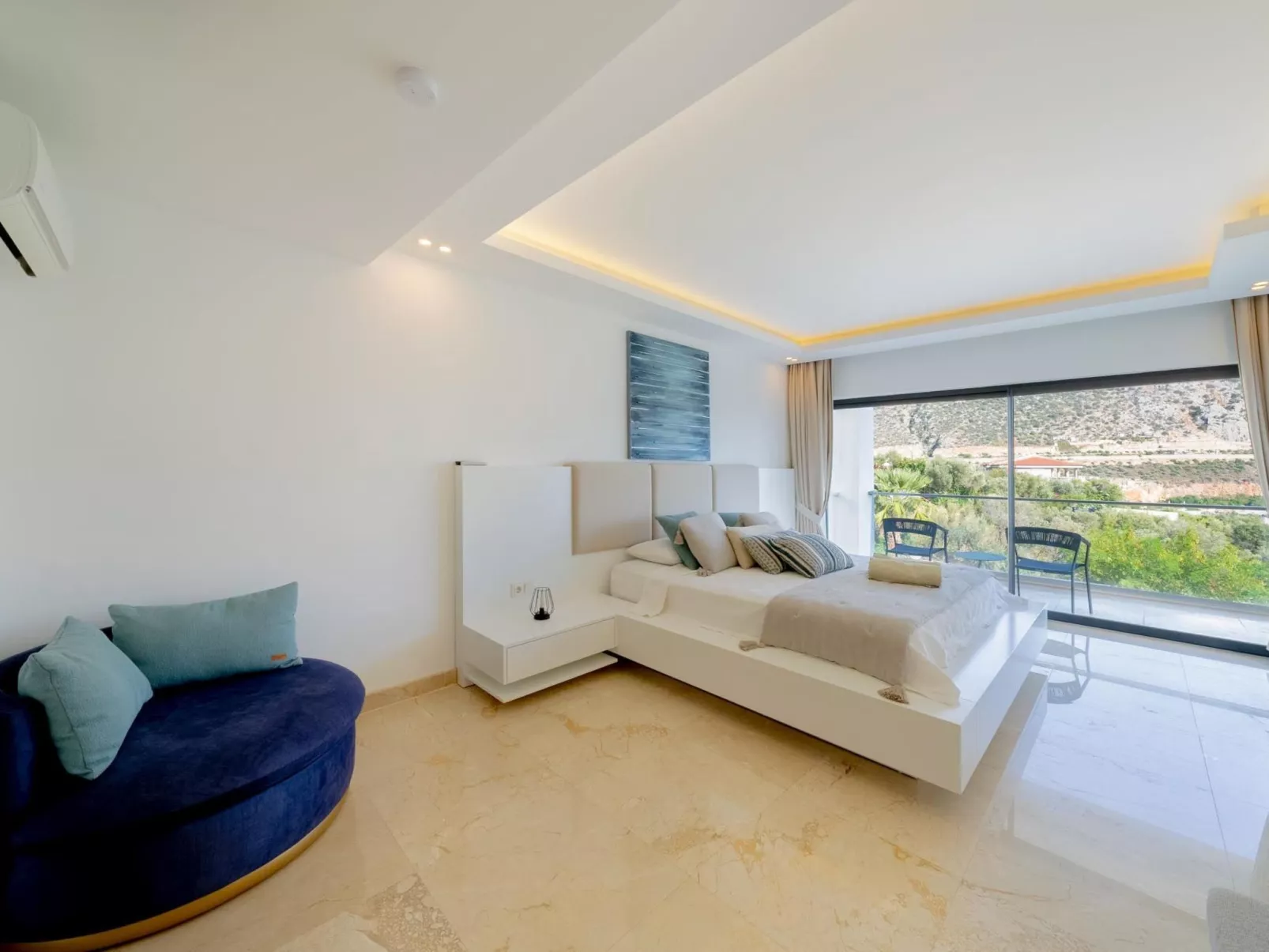 Villa Arden Ege mit Pool für 10 Personen-Drinnen