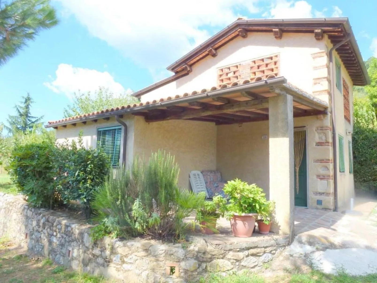 Mit privatem Pool-Outside