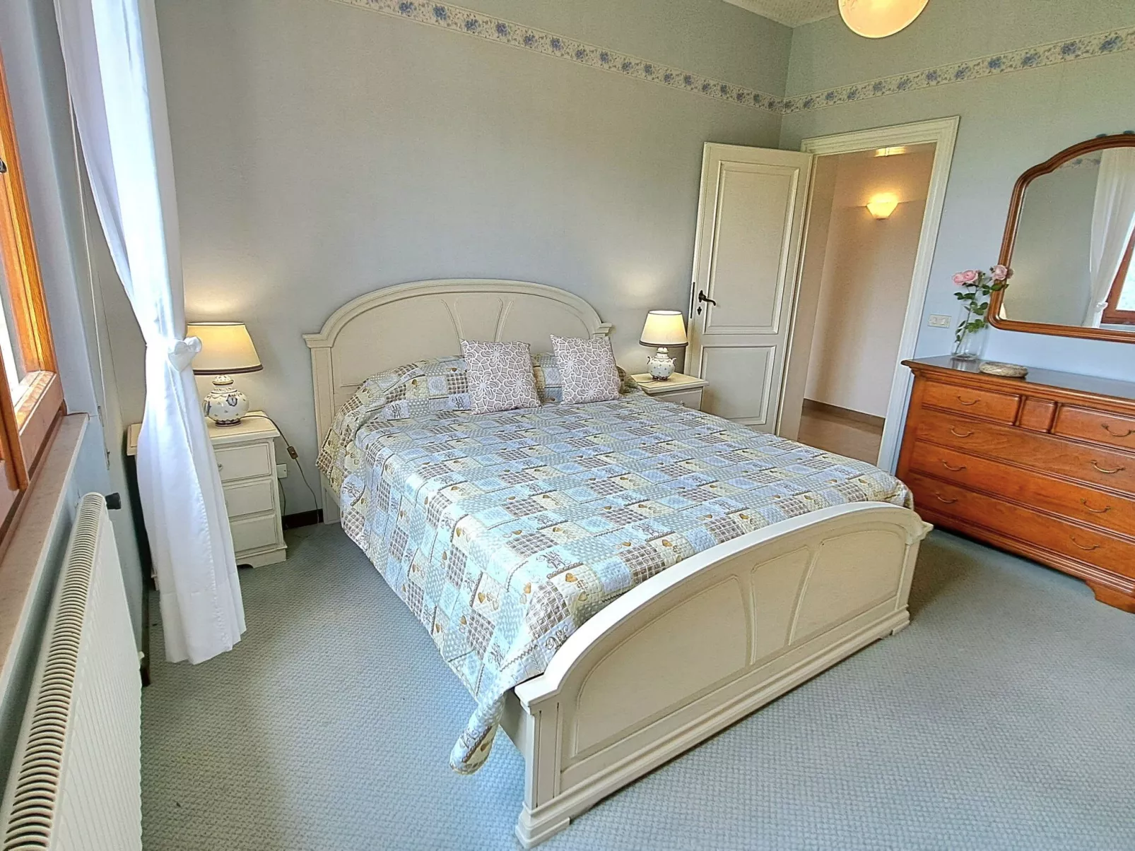 Hill Palace Villa-Inside