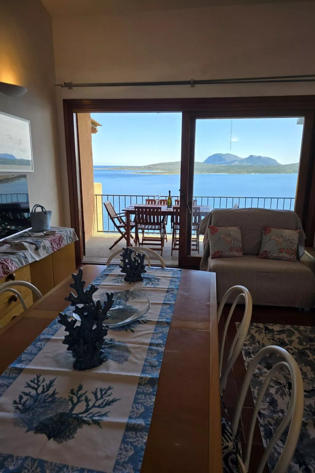 Casetta Ladunia mit Blick aufs Meer-Inside