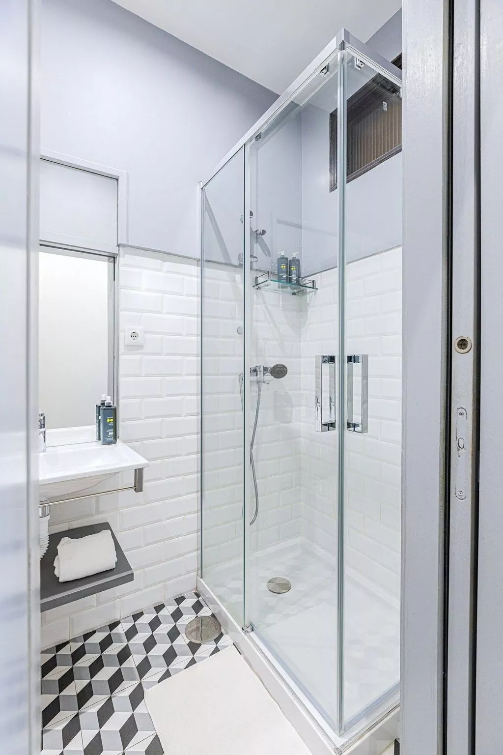 Traditionelles Haus am Meer-Drinnen