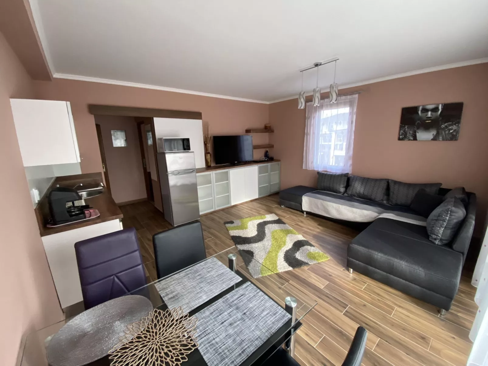 Dorina Wellness 2-Drinnen