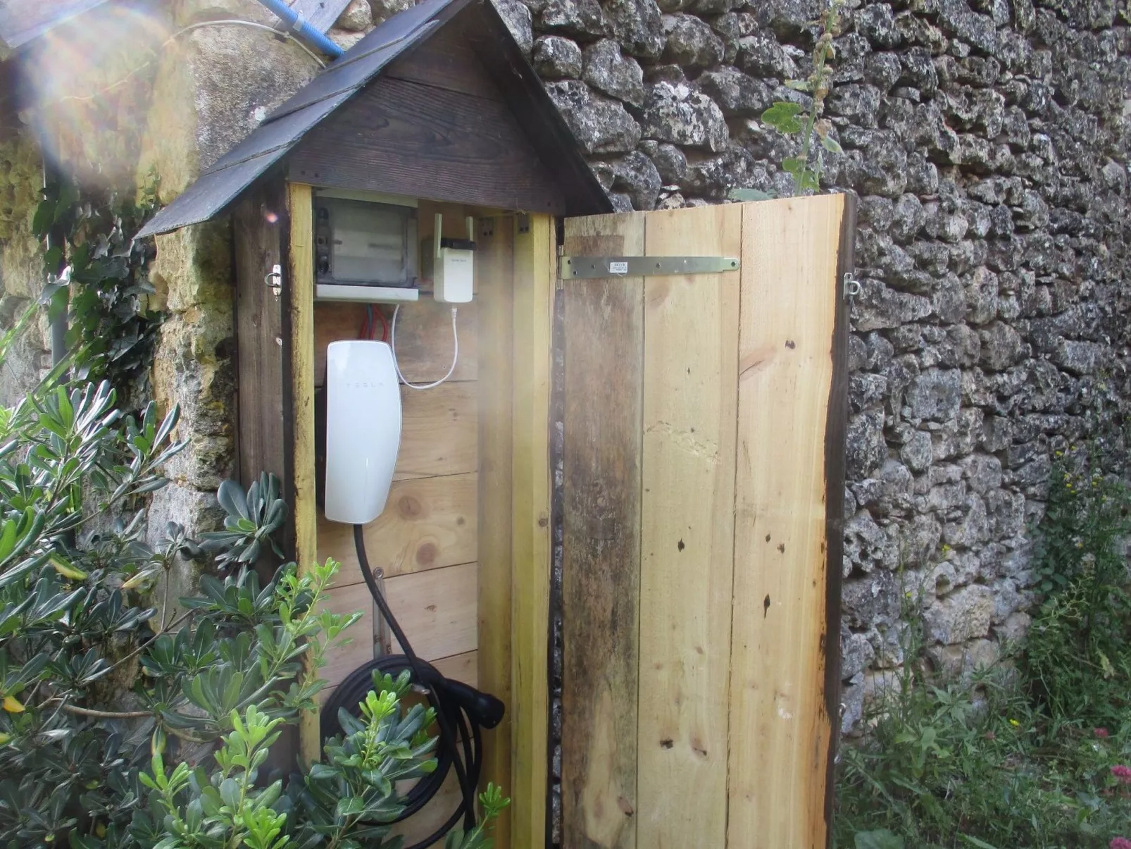 Komfort, Ruhe, privater Pool, EV-Ladestation-Inside