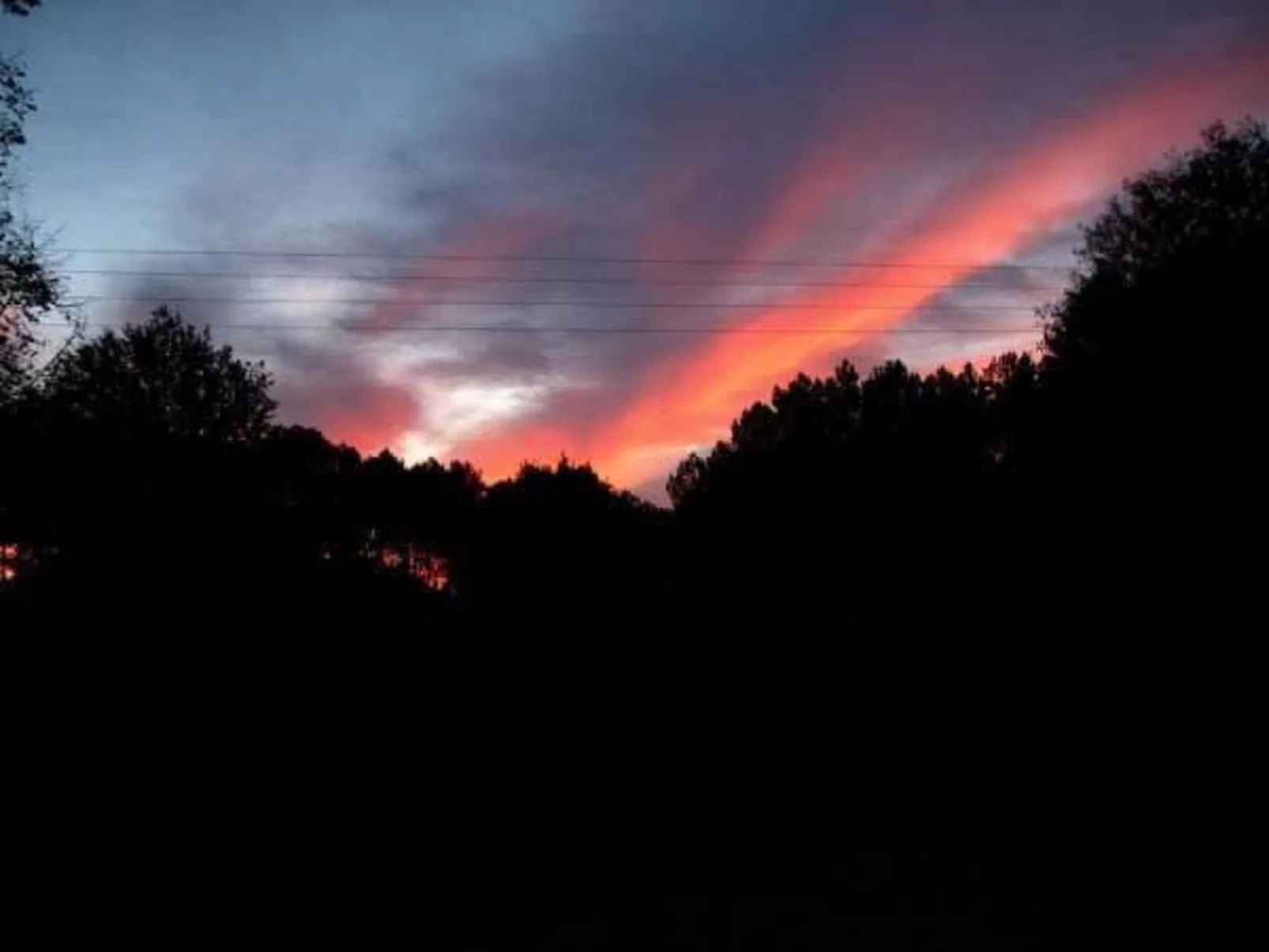 Gemütliches Ferienhäuschen im Grünen mit Terrasse-Draußen