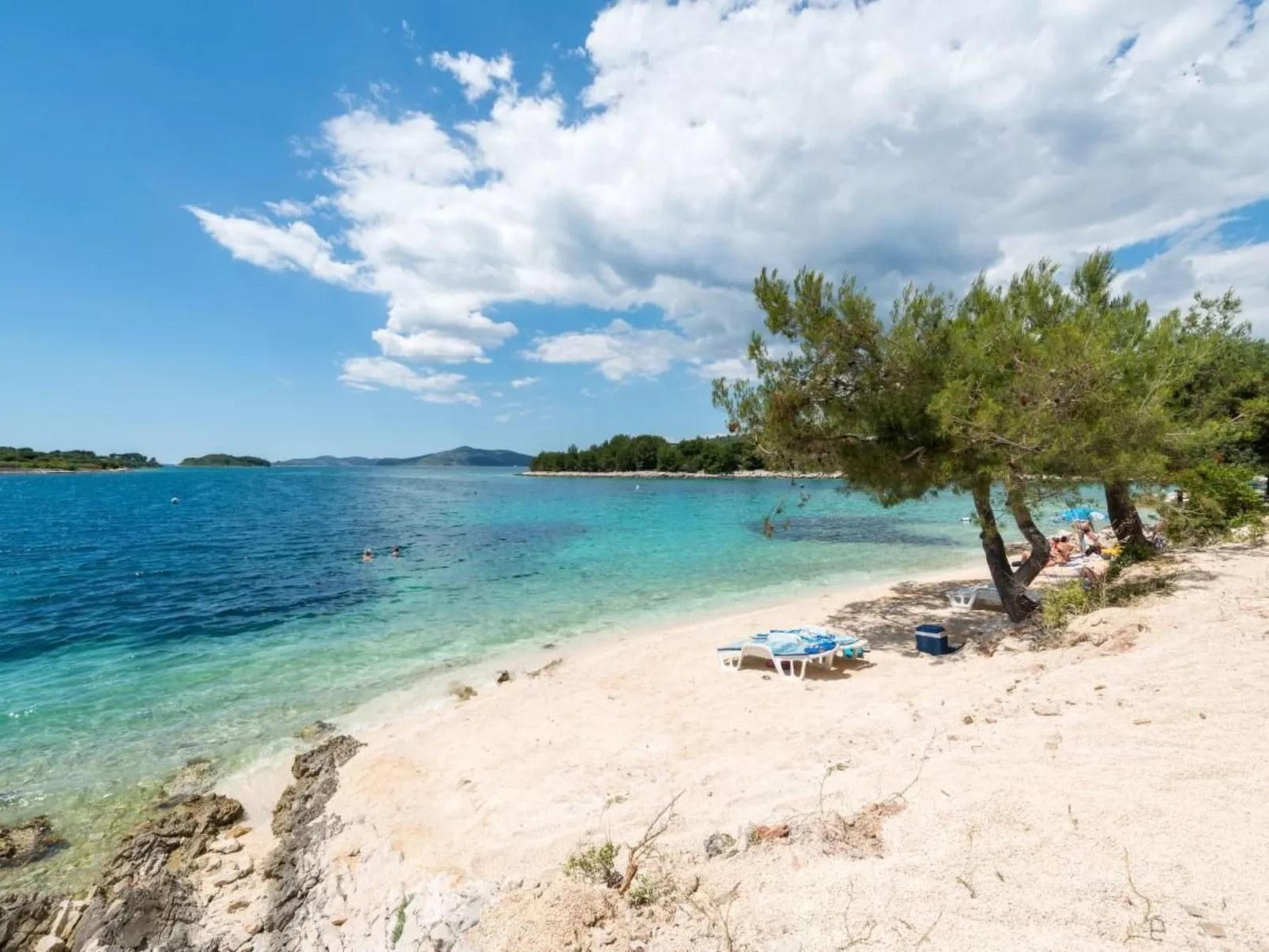 Sinaja-Image-tags.info