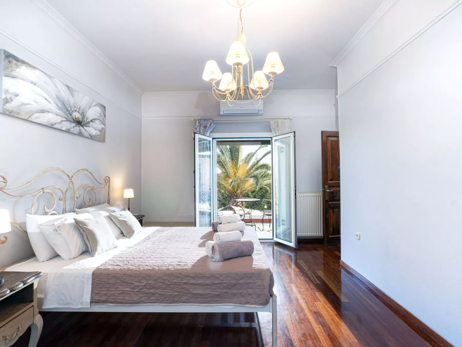 Ferienvilla "Villa kerkyra" mit eigenem Pool-Drinnen