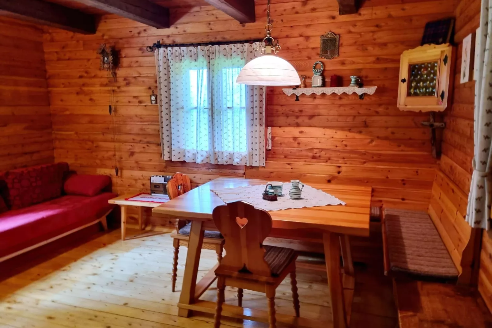 Schneiderhütte-Dining room