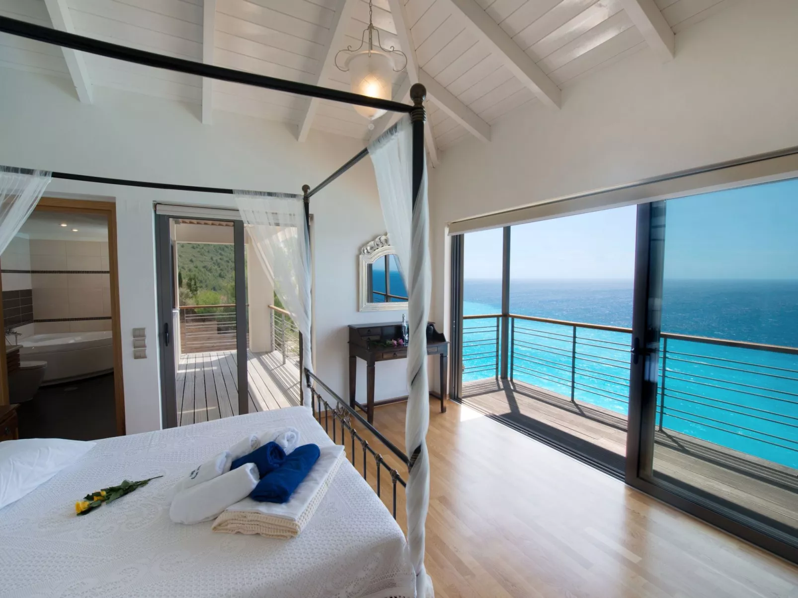 Schönes Haus in Lefkada mit privatem Pool und malerischer Aussicht-Drinnen