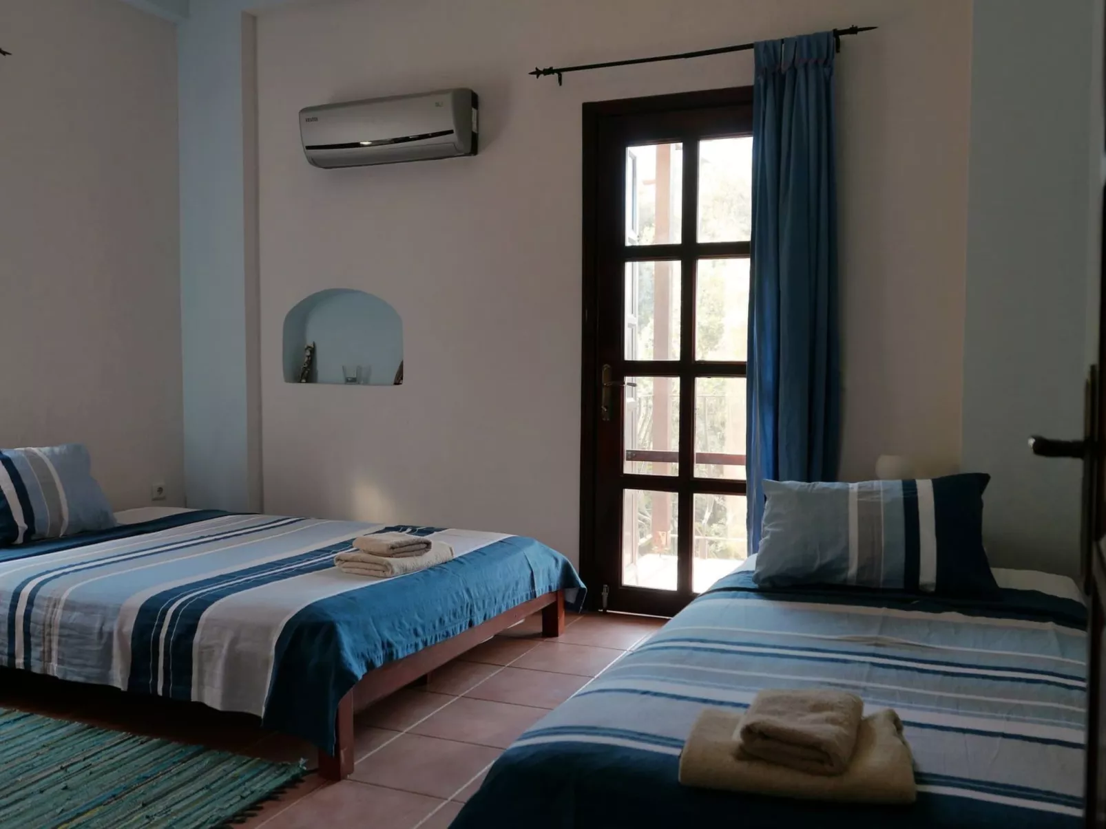 Rustikales Natursteinhaus an der Bucht von Kalkan-Inside