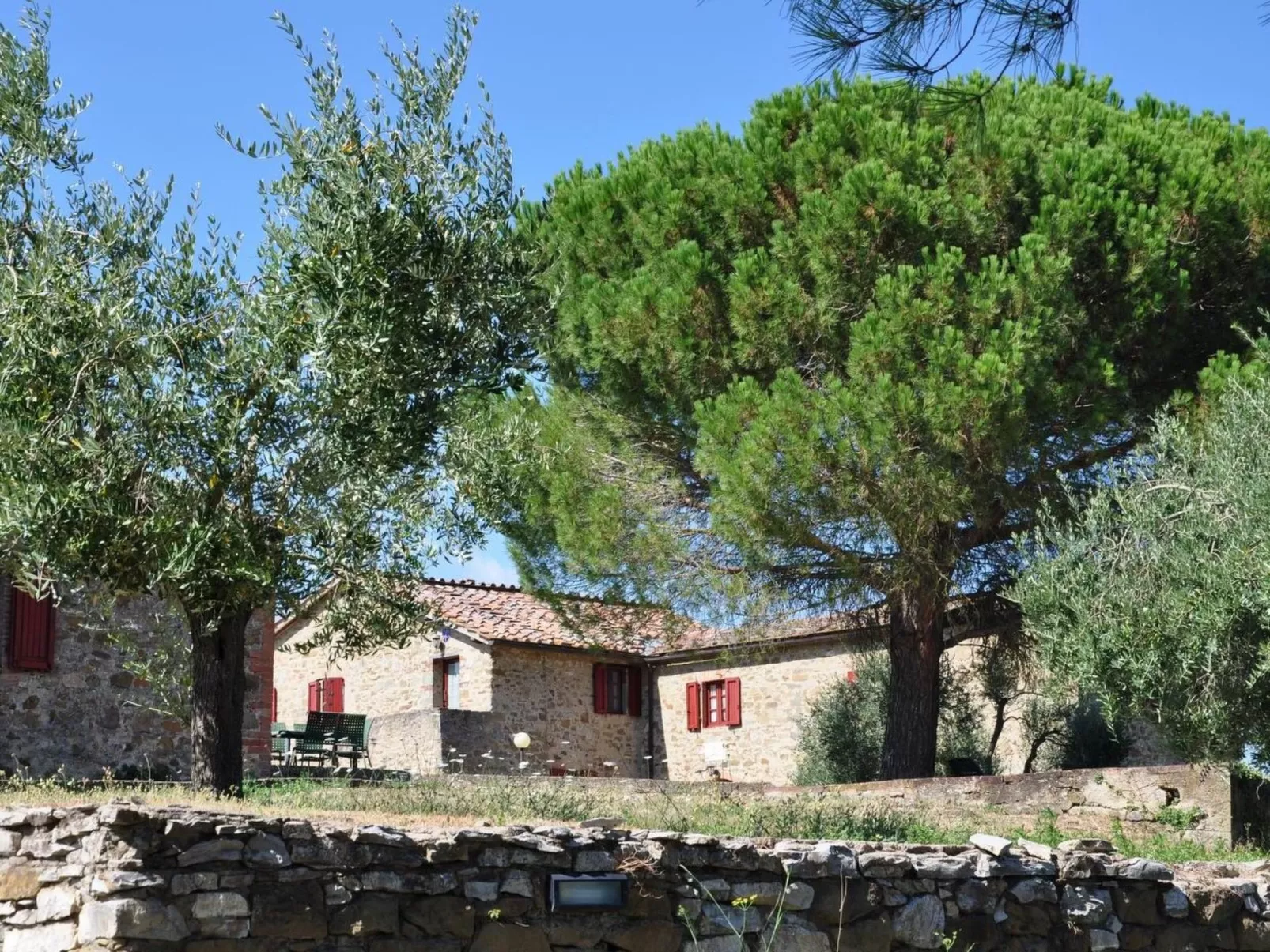 Schloss Selvole T6-Draußen