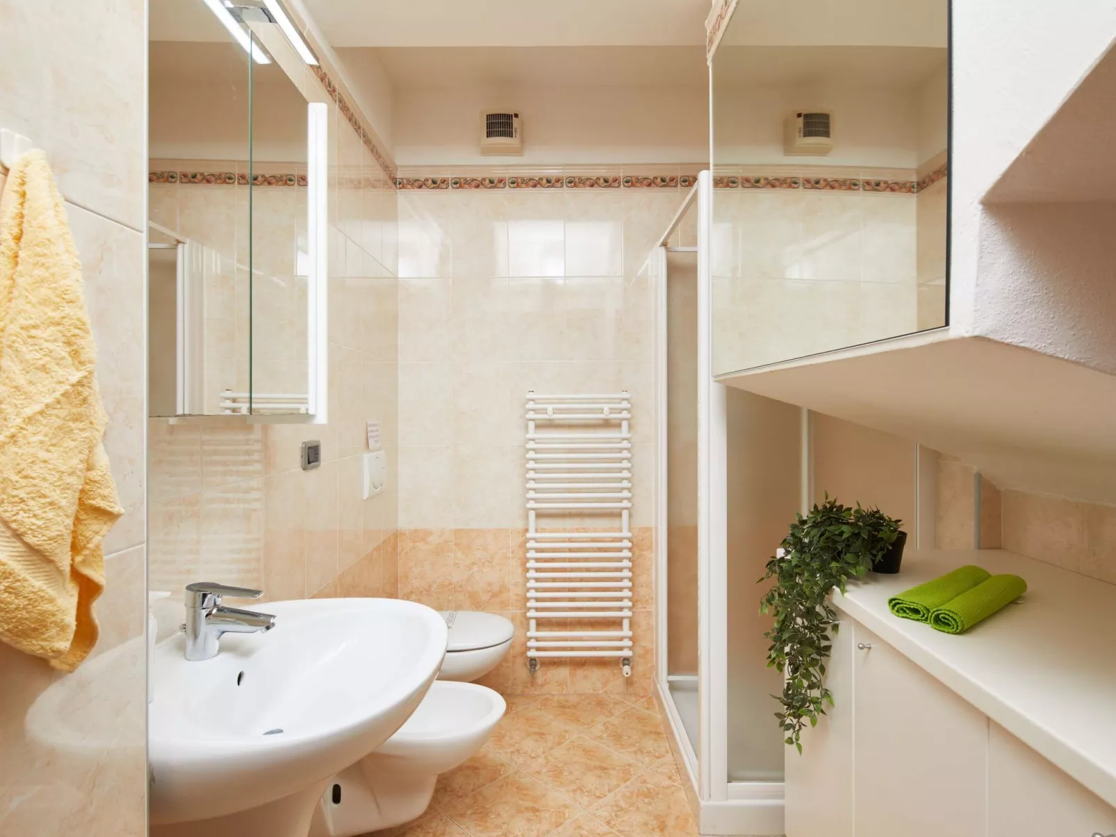 Luxus-Apartment mit Balkonen BV3-Inside