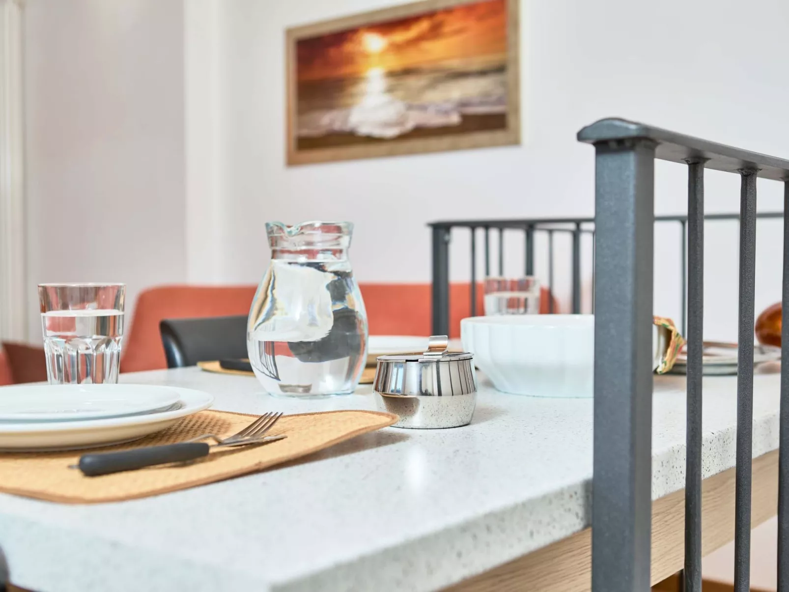 Schönes Dachgeschosszimmer mit großem Balkon BV5-Inside