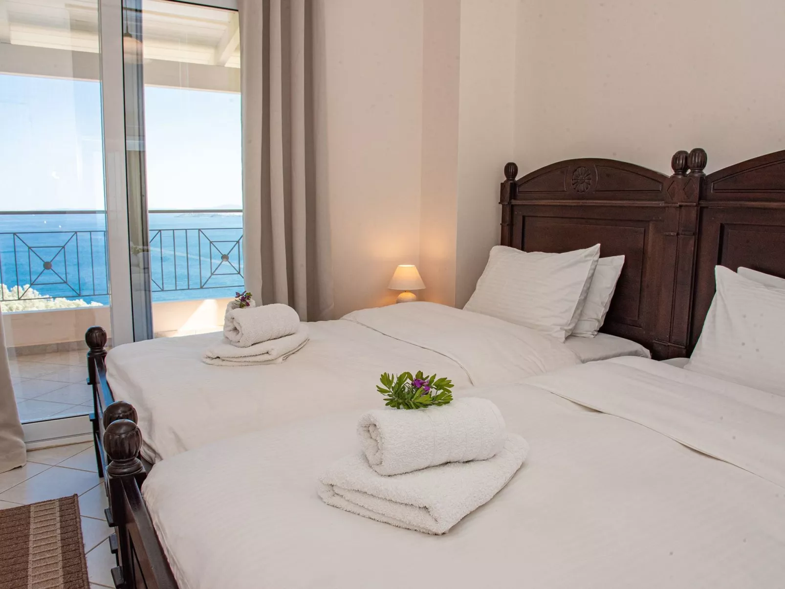 Villa Anthula mit Pool und herrlichem Meerblick-Inside