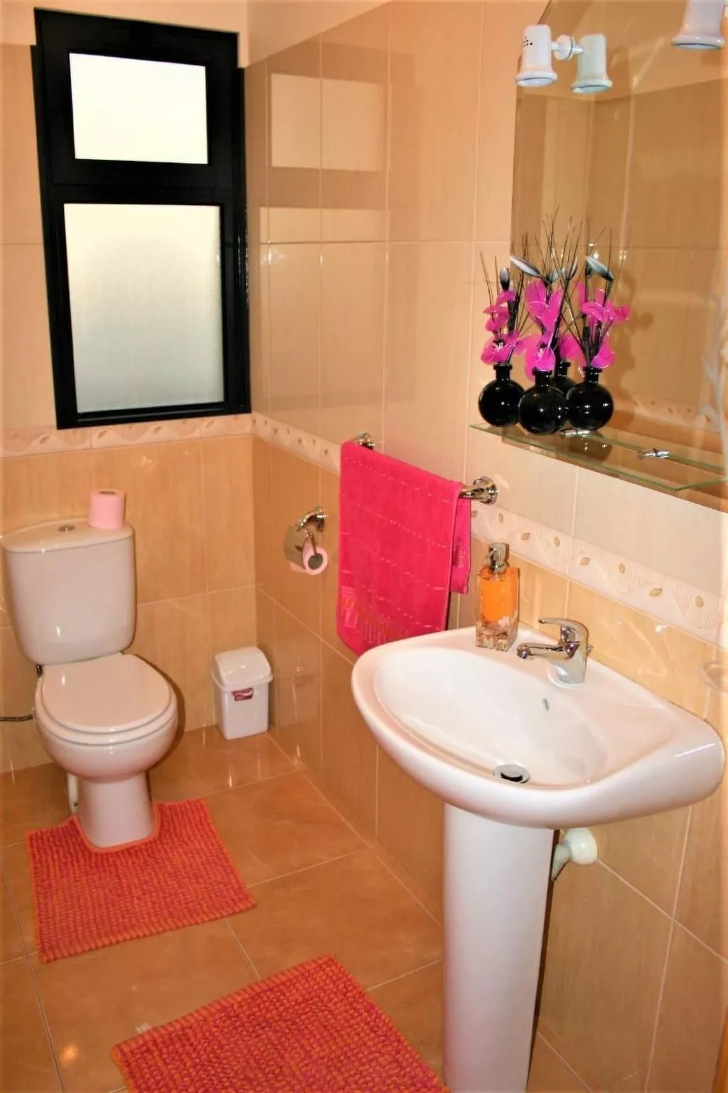 "Silva Sol" mit Blick auf das Wasser-Dedans