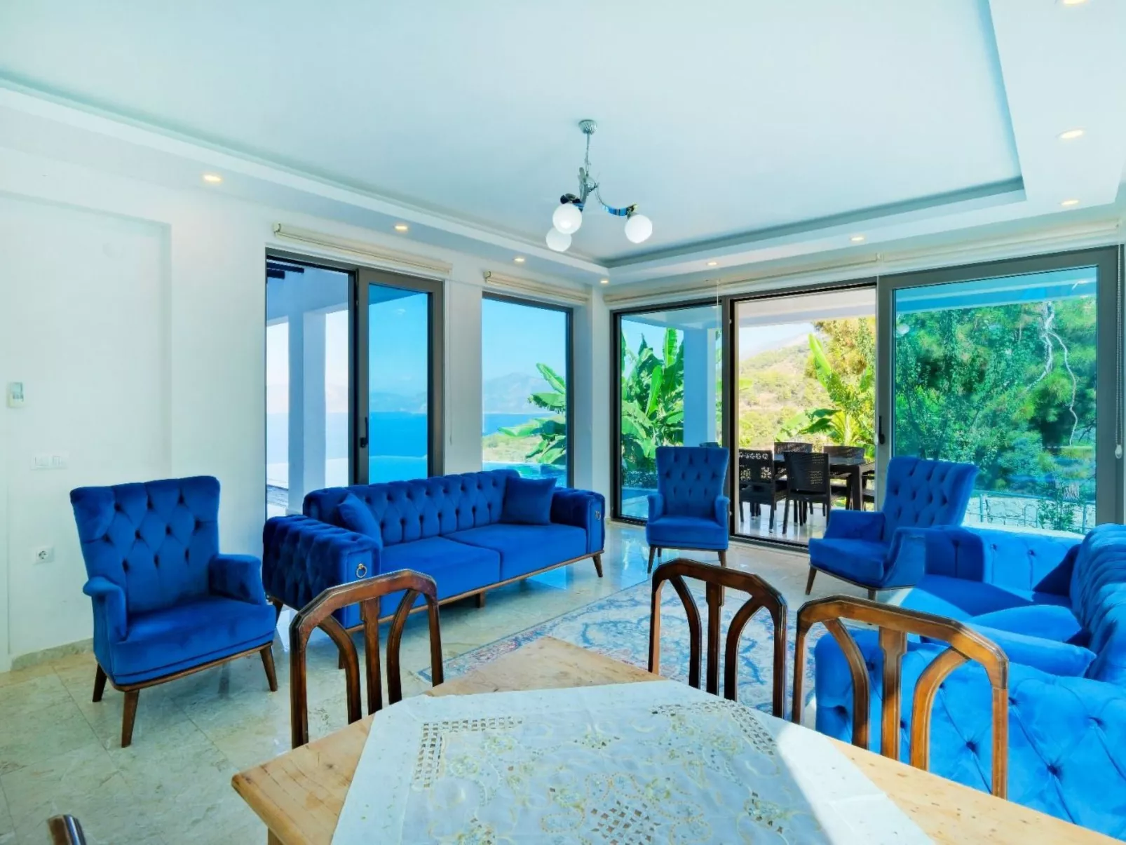 Villa mit unfassbarem Meerblick-Inside