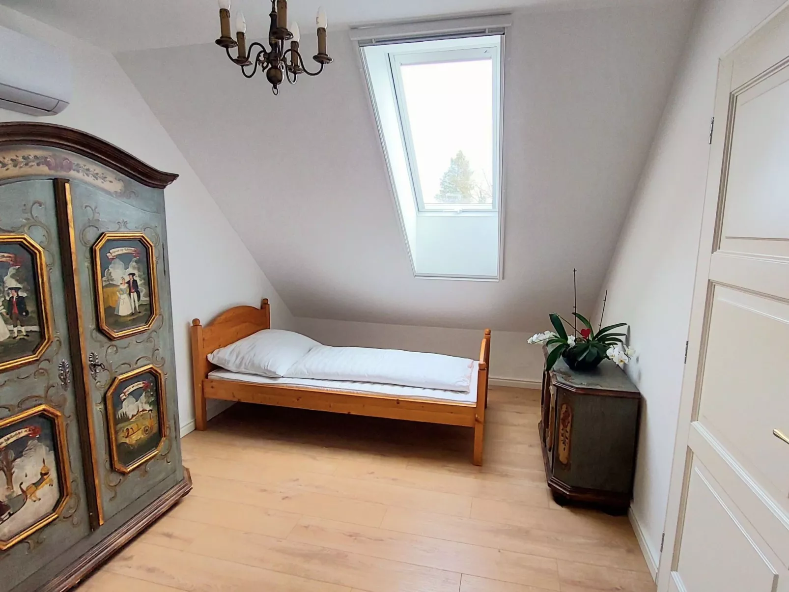 Villa für zehn Gäste 200 Meter vom Strand-Drinnen