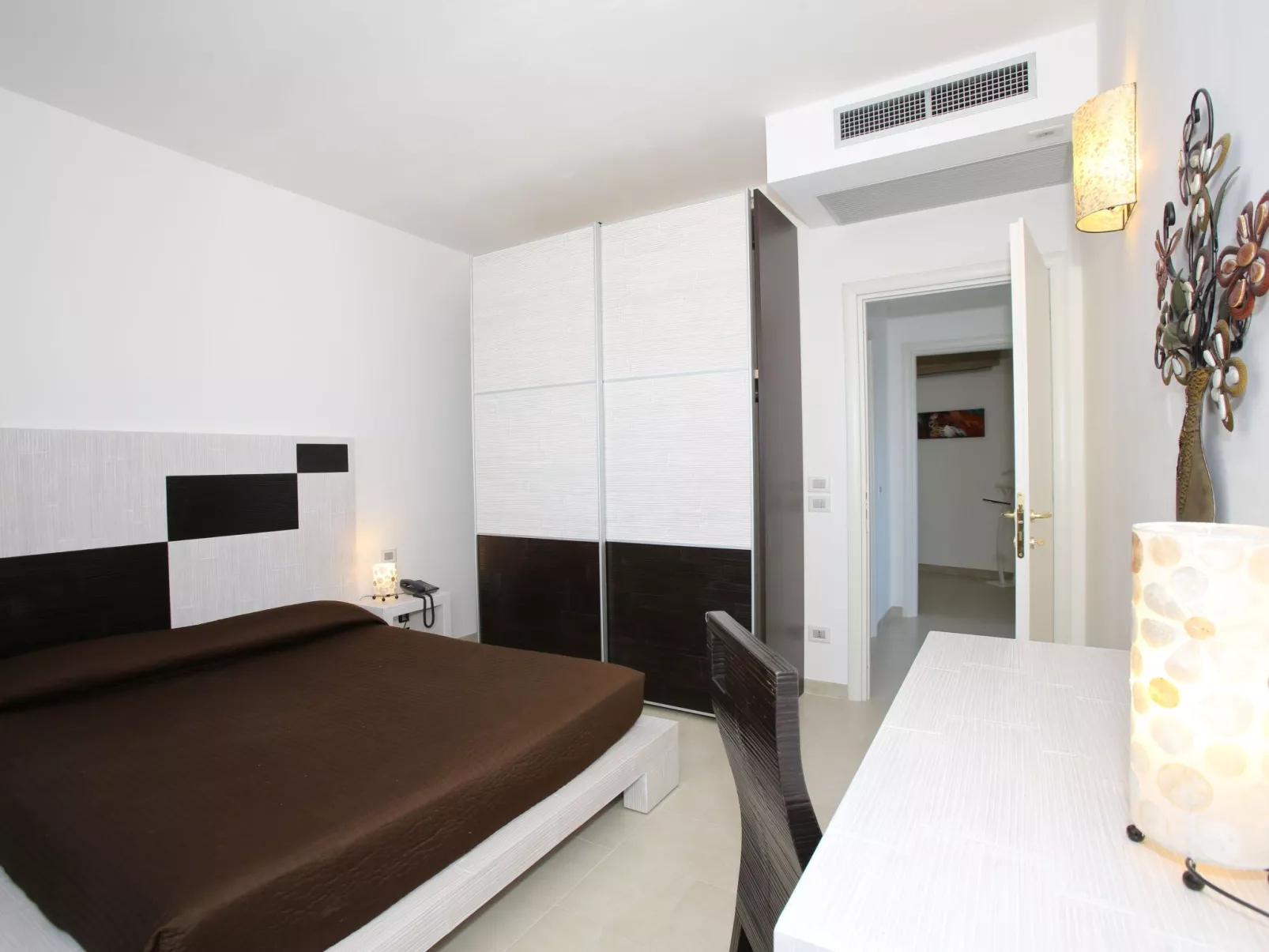 Villa Artemide - piscina panoramica - vista WOW!-Drinnen