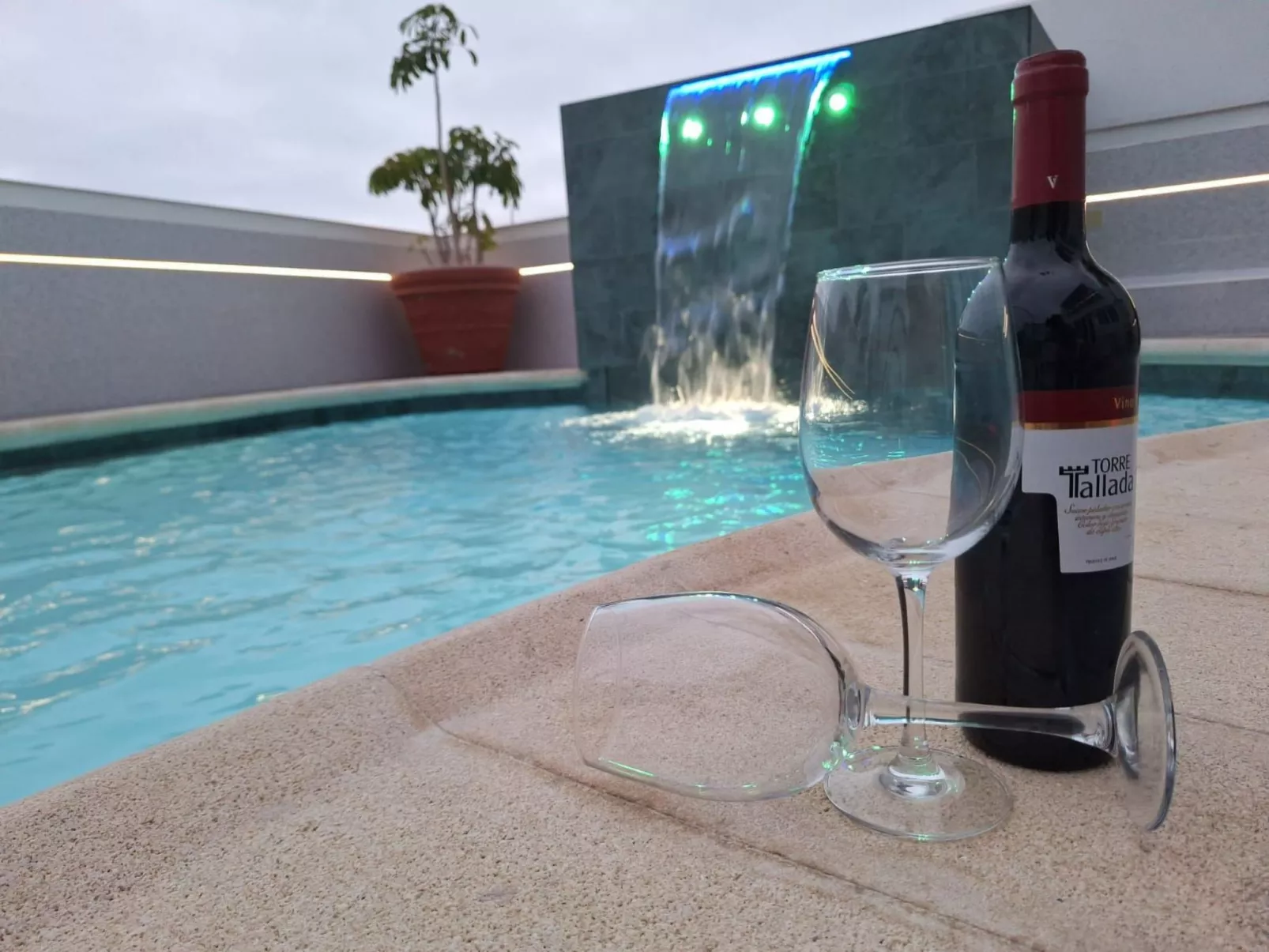 Apartamento vacacional "2 Schlafzimmer Suite eigener Pool"-Image-tags.info