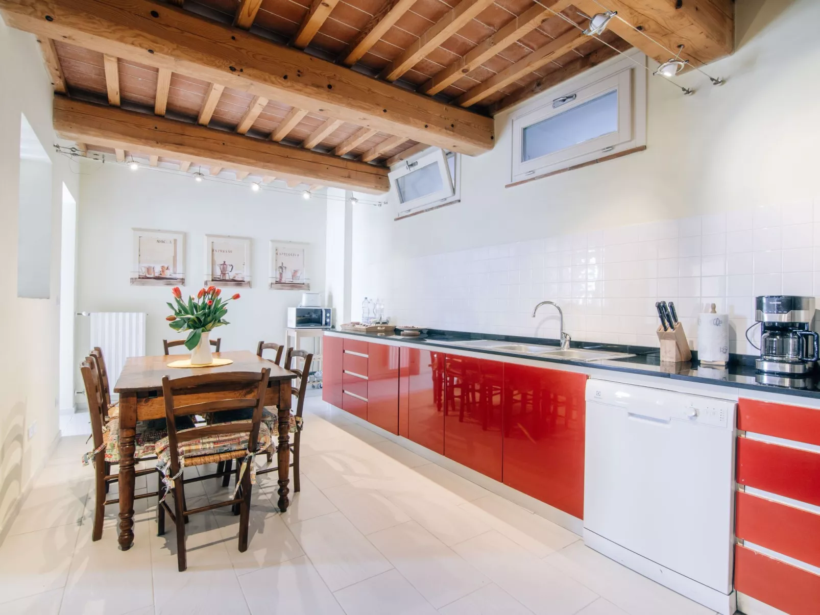 Wohnung 'The Lemon' mit Privatparkplatz - Dedans