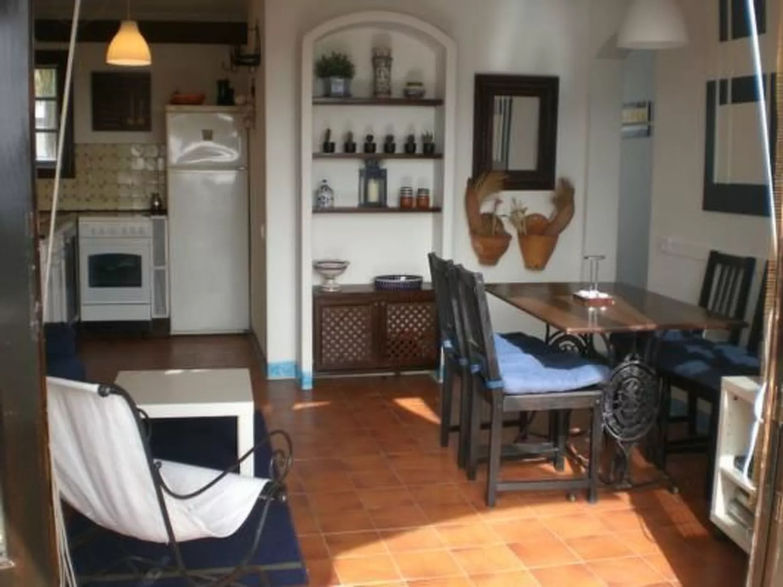 Schöne Wohnung in Playa Blanca mit Grill, Garten und Terrasse und Neben dem Str-Inside