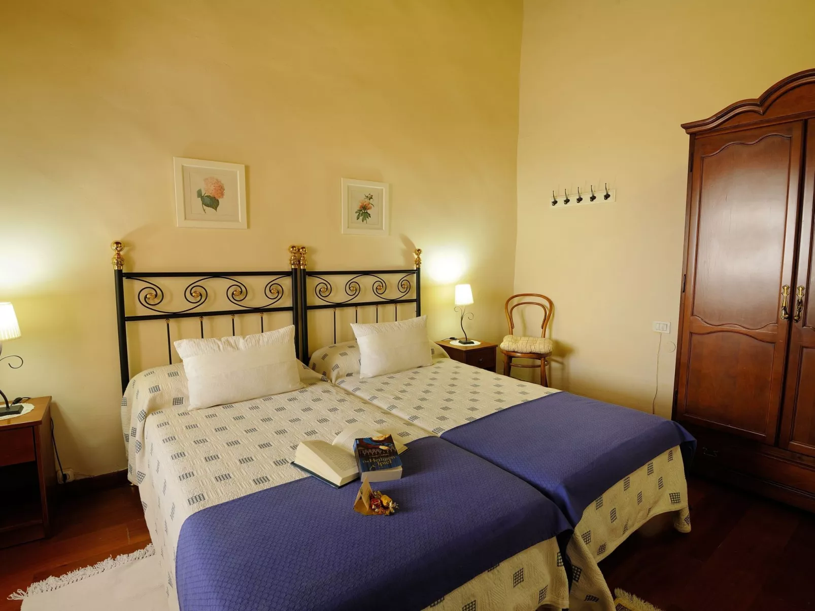 Mit Schwimmbad nur für Erwachsene-Drinnen