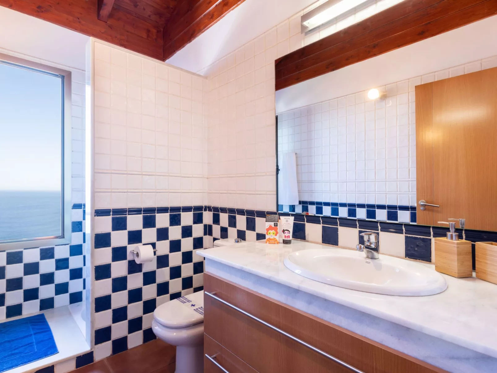 Für 3 Personen und 1 Kind in Juan Fernández, Teneriffa (Nordküste von Teneriffa-Inside