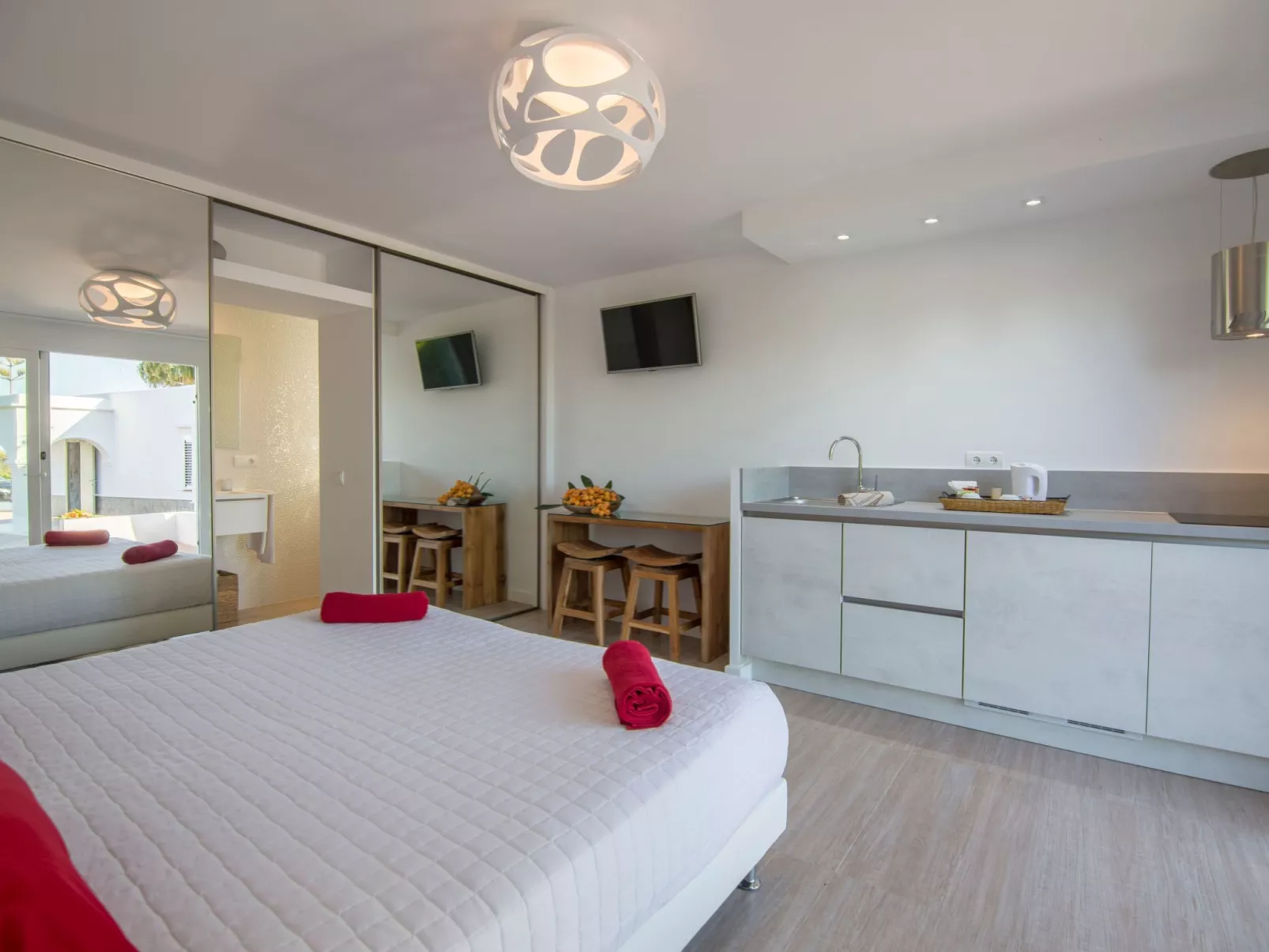 Villa Can Raes-Inside