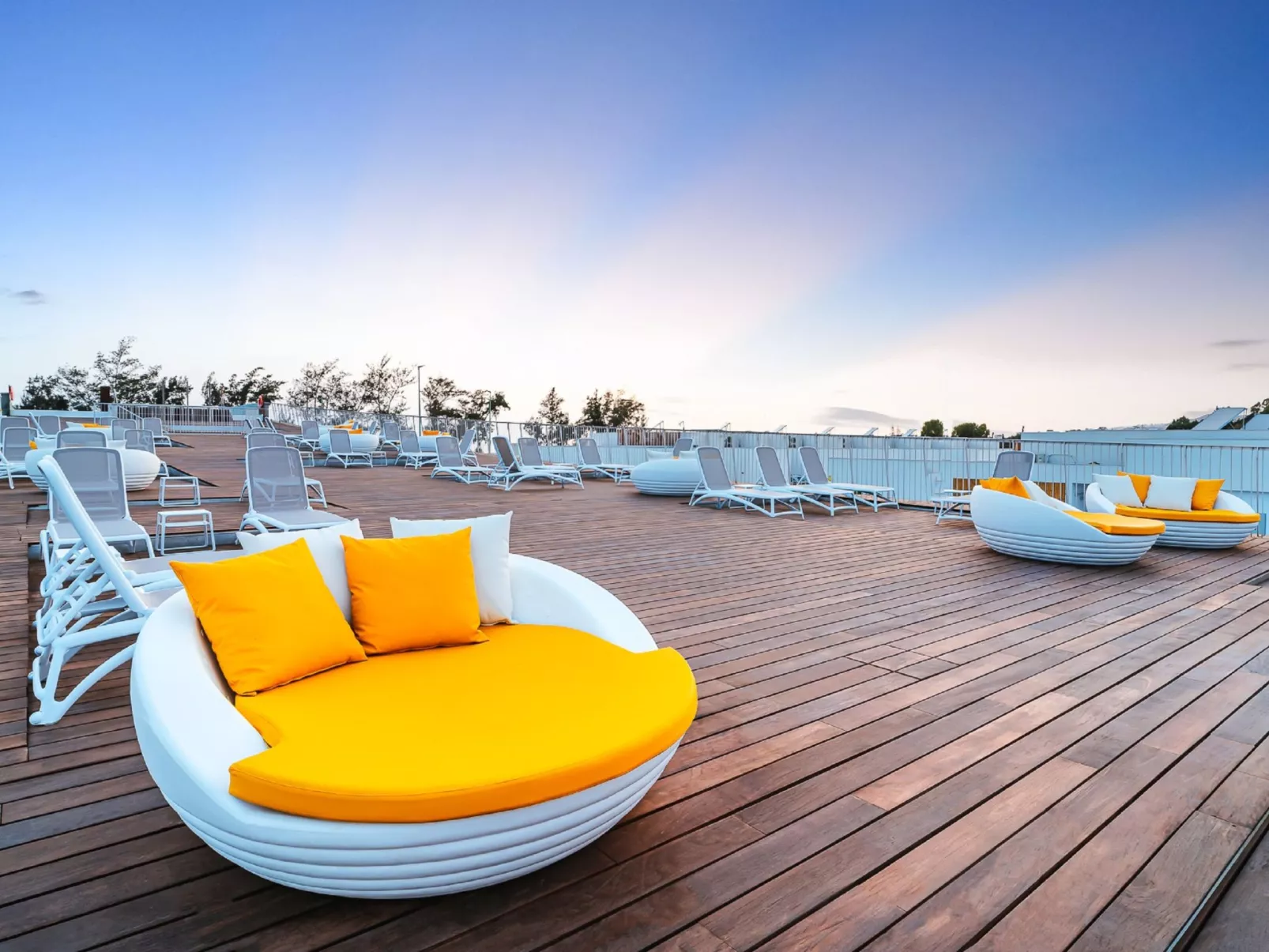 Villa mit Wasserblick-Inside