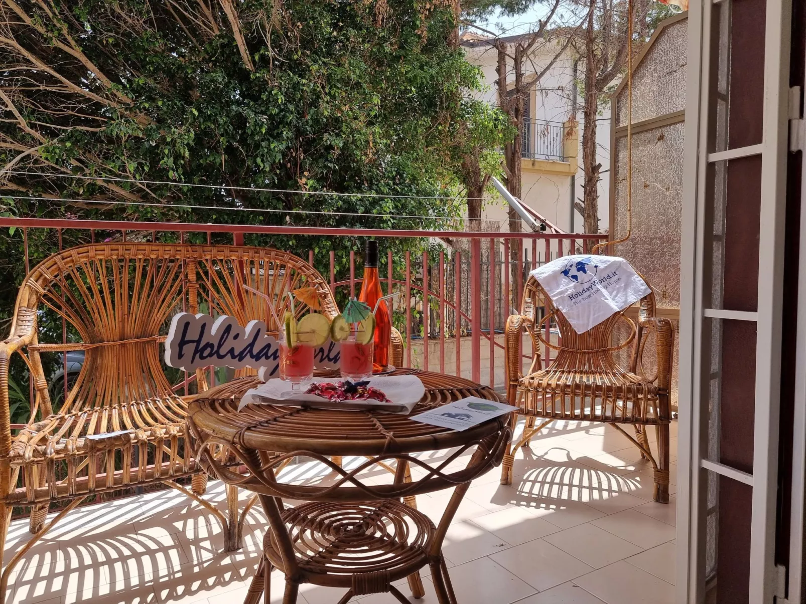 Für 4 Personen ca. 61 m&sup2; in Isola delle Femmine, Sizilien (Nordküste von S-Outside