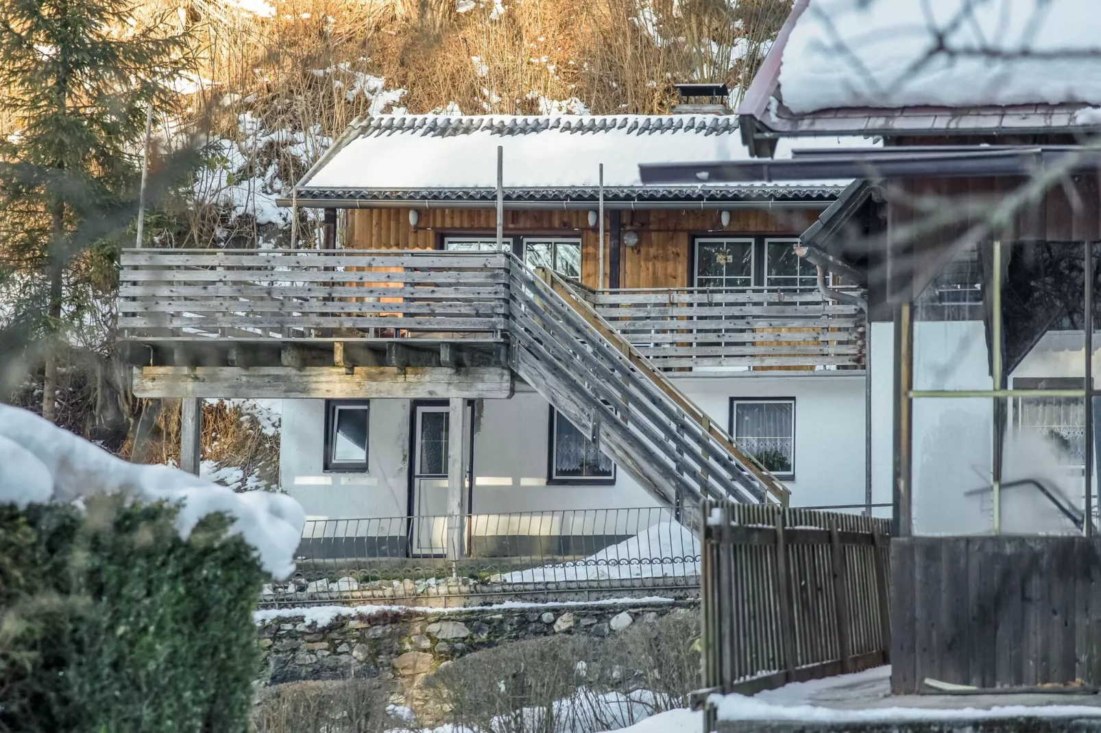 Haus Wasserfall XL-Exterior winter