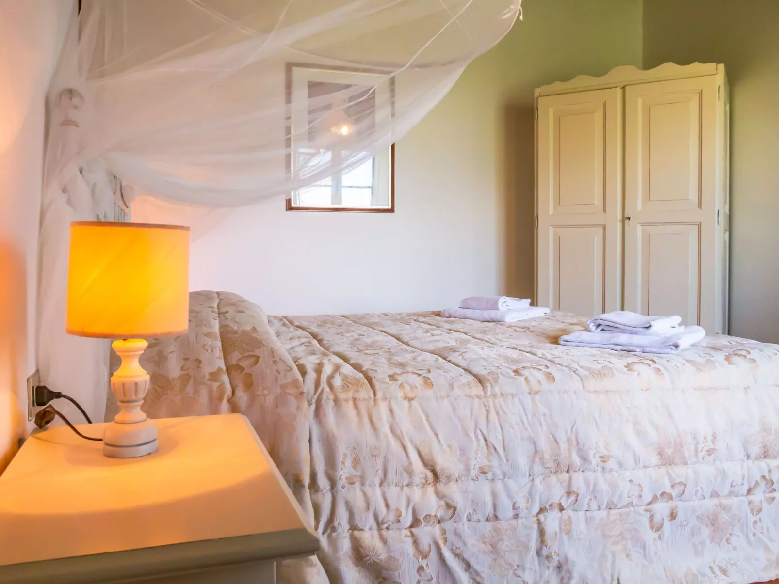 Vier-Zimmer-Wohnung Collelungo mit 1 Badezimmer-Inside