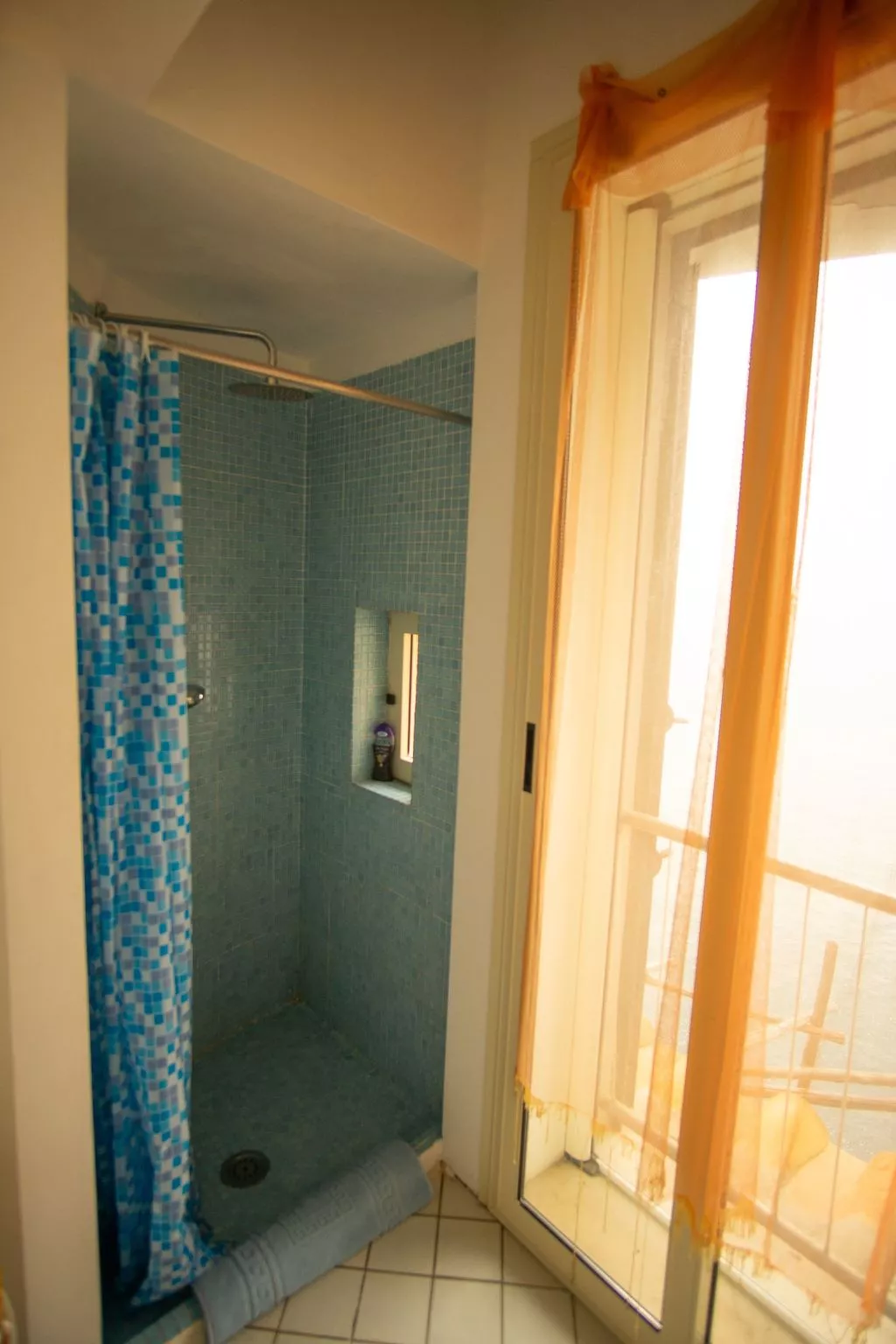 Villa mit Blick auf das Meer an der Amalfiküste-Dedans