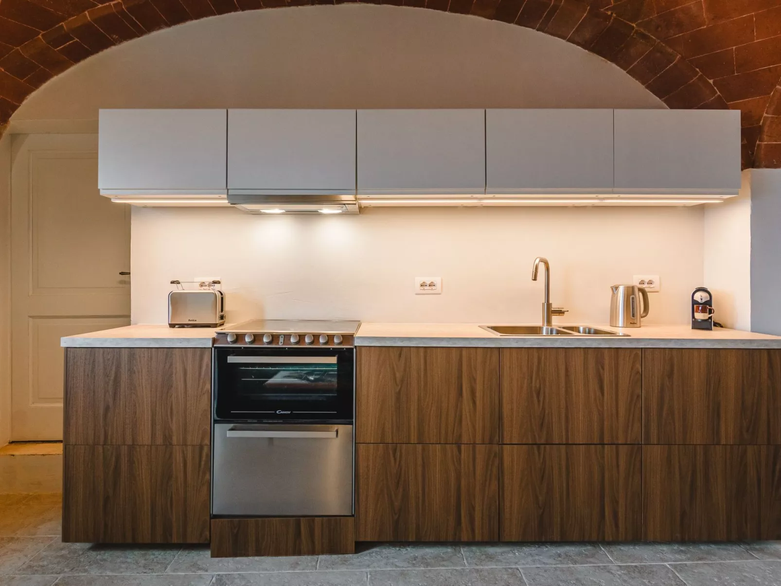 Toskanisches Apartment mit Gewölbedecken und Terrasse-Inside