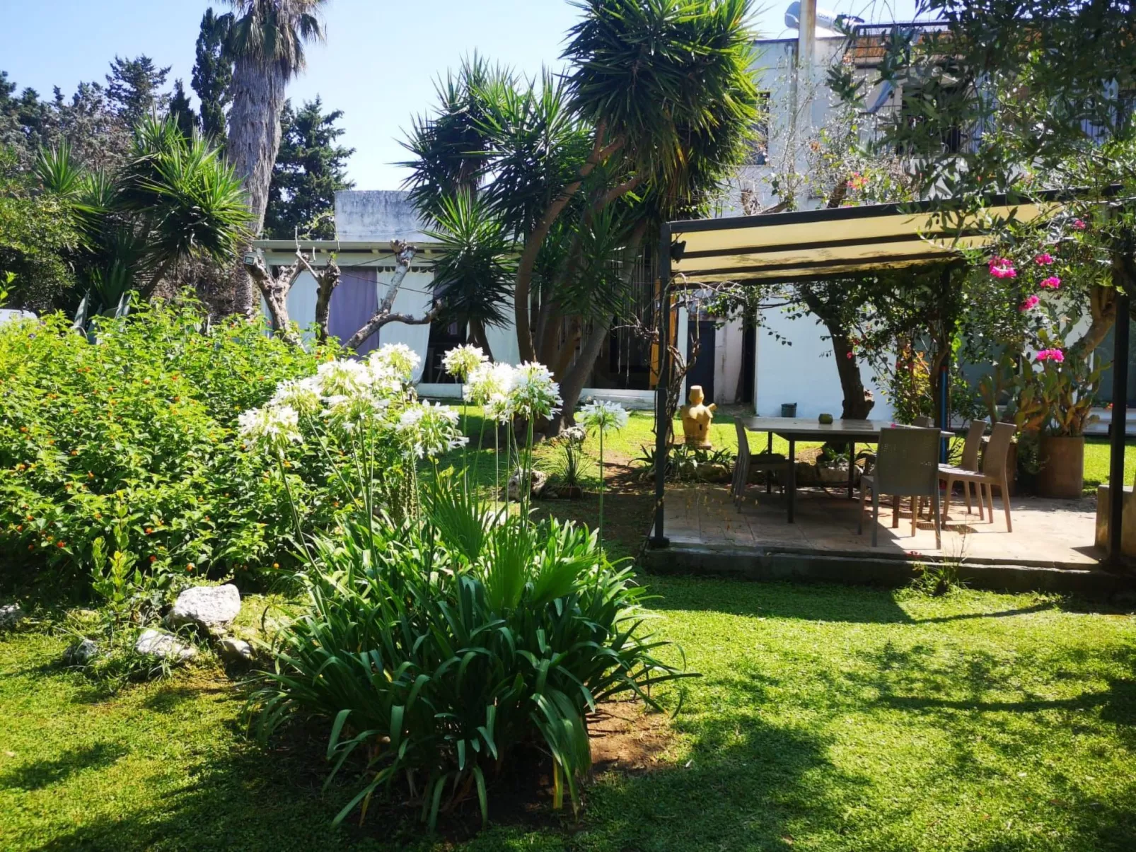 Mit Privatparkplatz-Inside