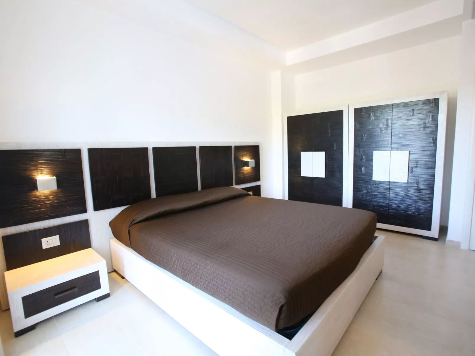 Villa Minerva mit Panoramapool-Drinnen