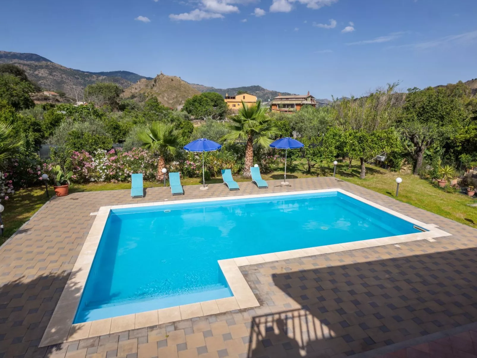 Domus Andrea und Carolina-Dedans