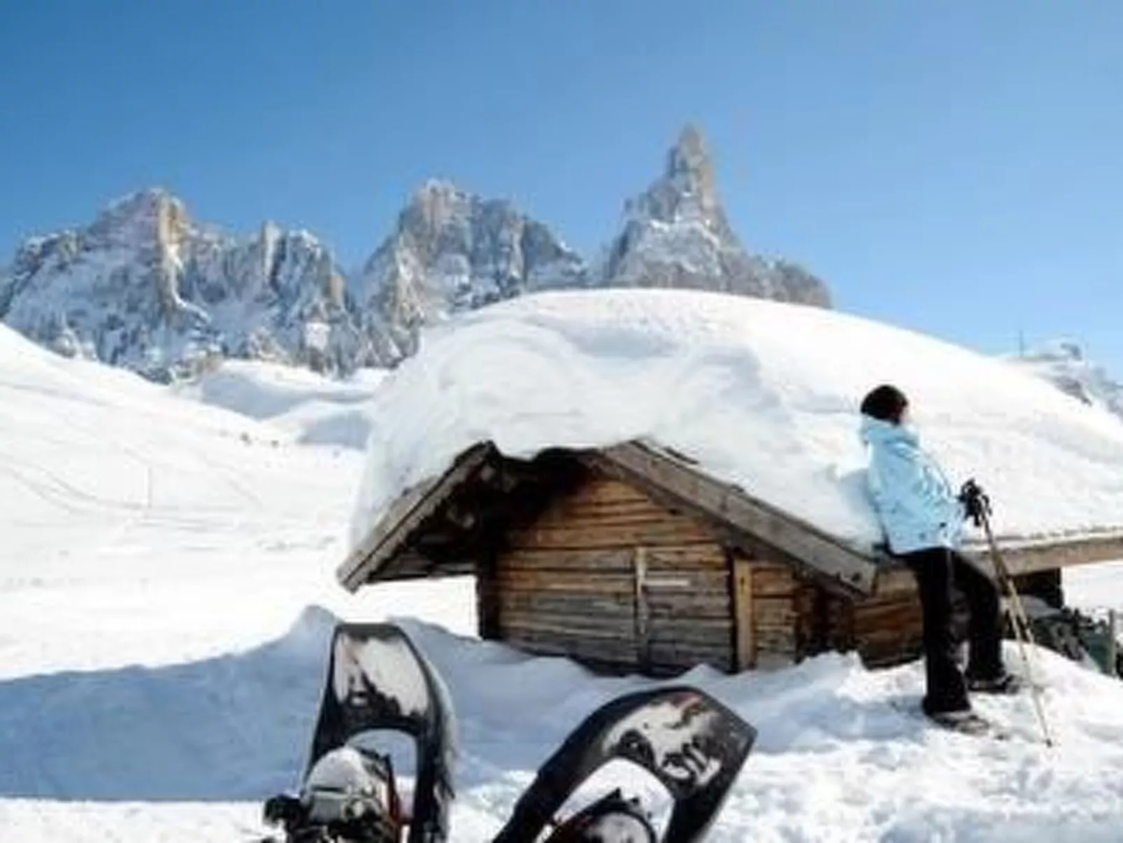 Romantisches Chalet in den Wiesen der Dolomiten-Dedans