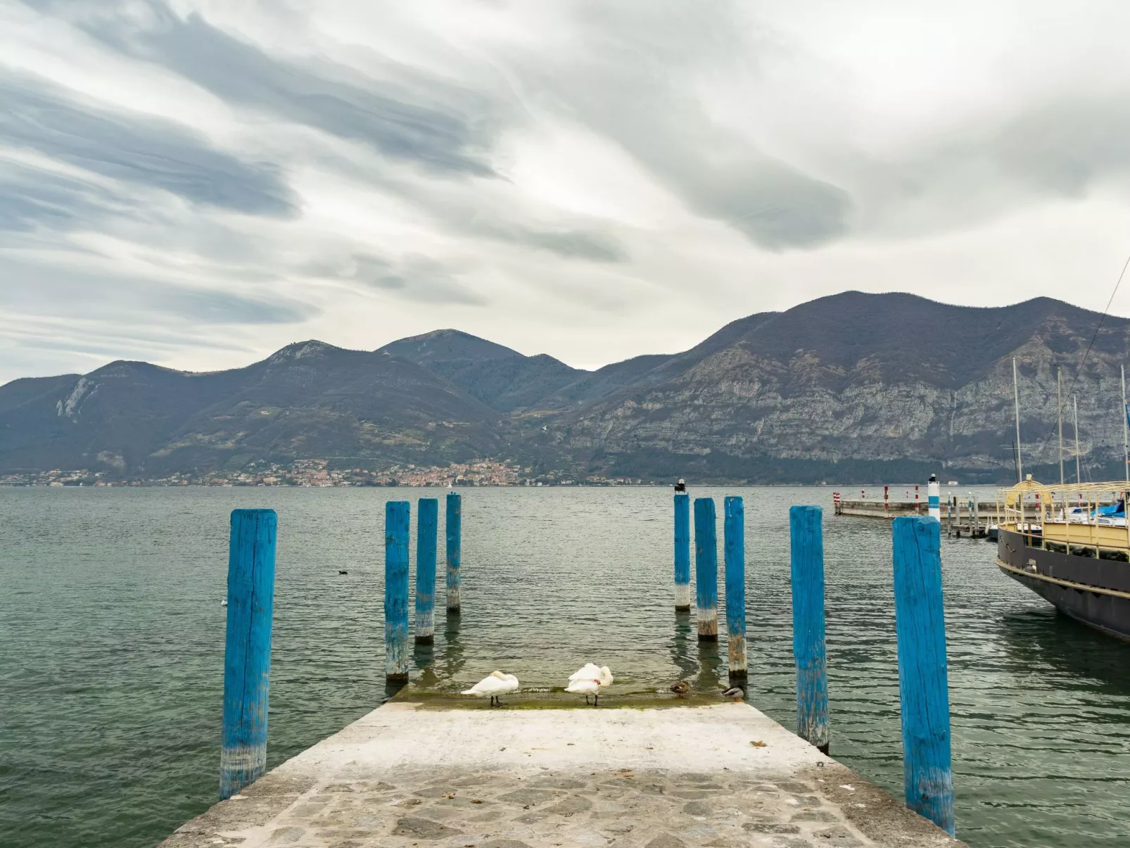 Wohnung in Riva Di Solto mit Kleinem Garten-Dedans