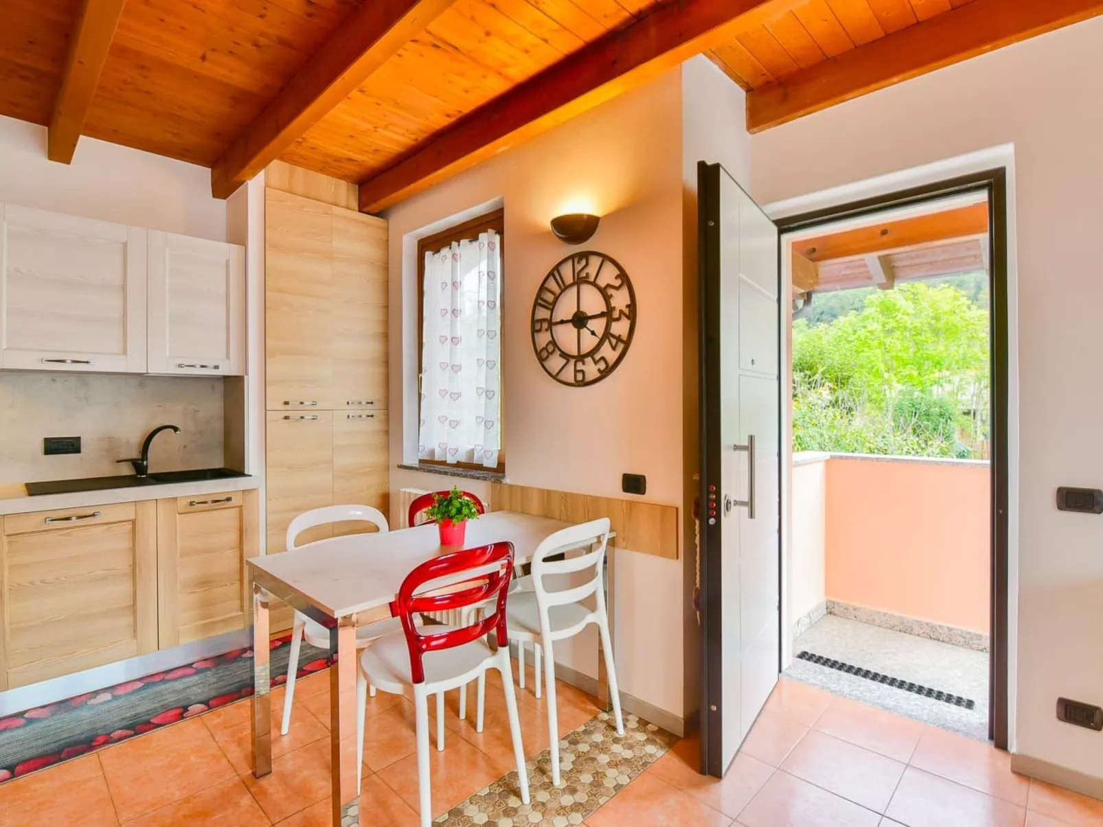 Jane e Jolie Haus privates Schwimmbad und Jacuzzi-Inside