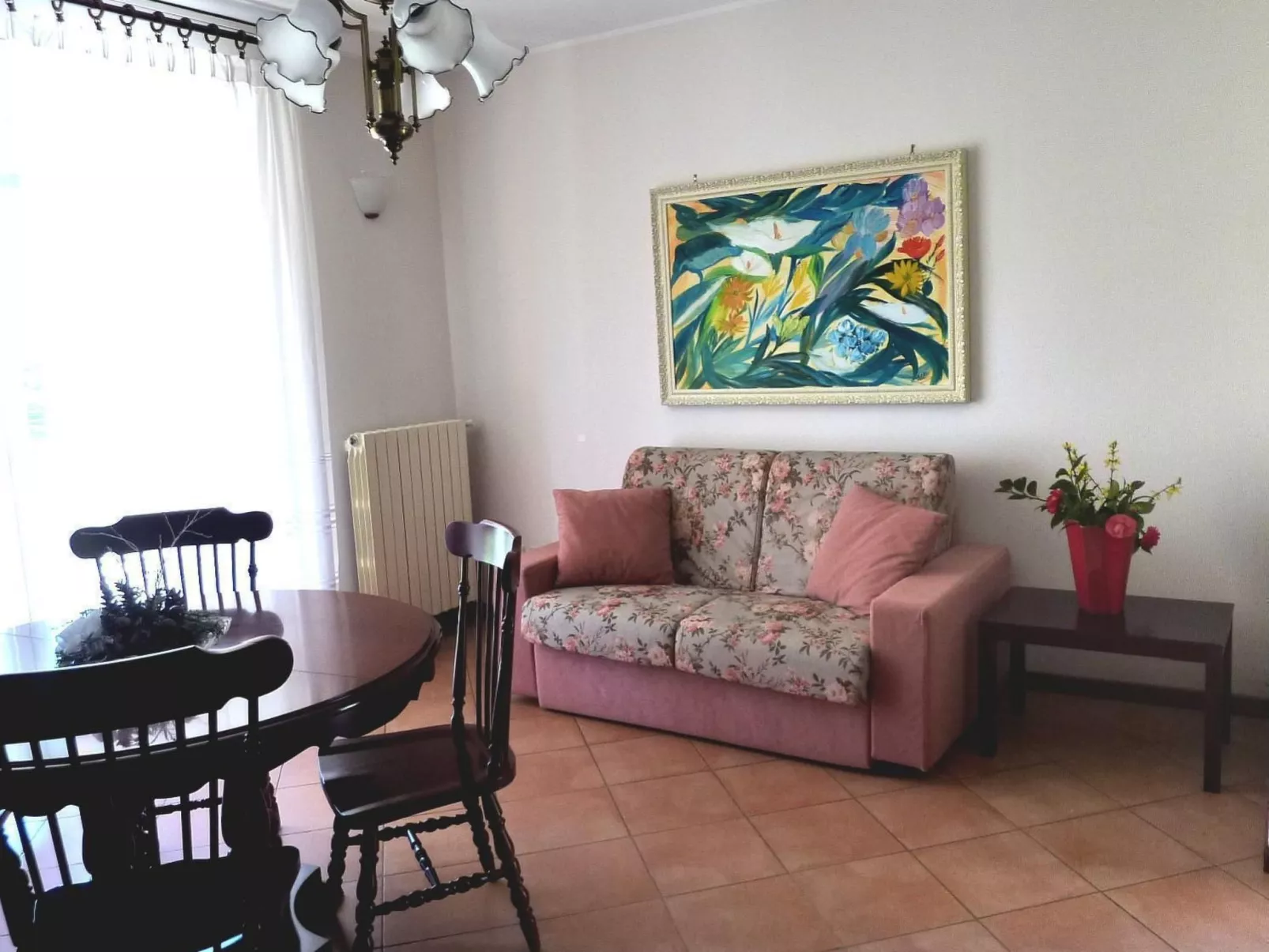 Wohnung mit Garten in der Nähe des Lago Maggiore-Inside